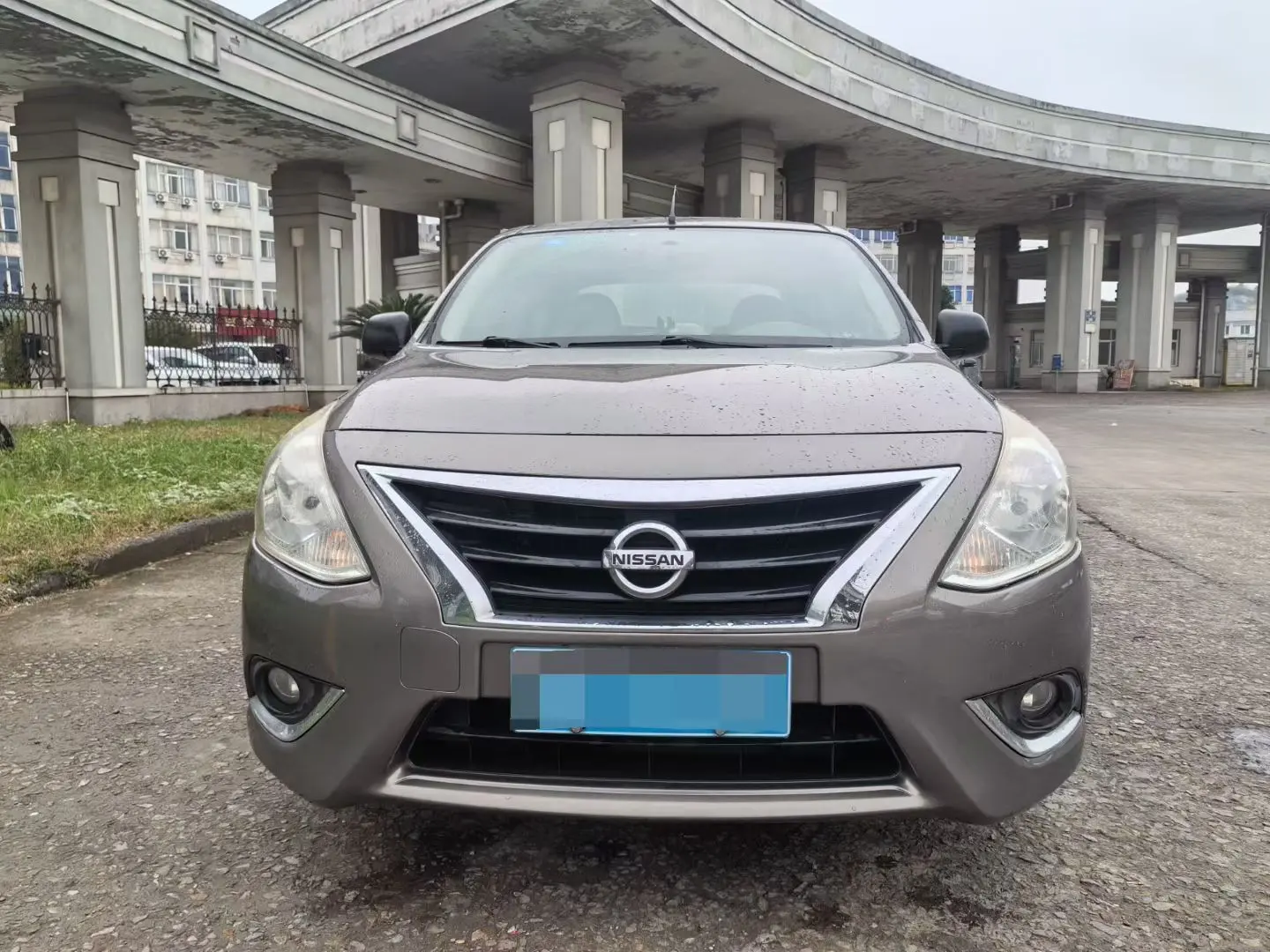 Nissan Sunlight  из Китая