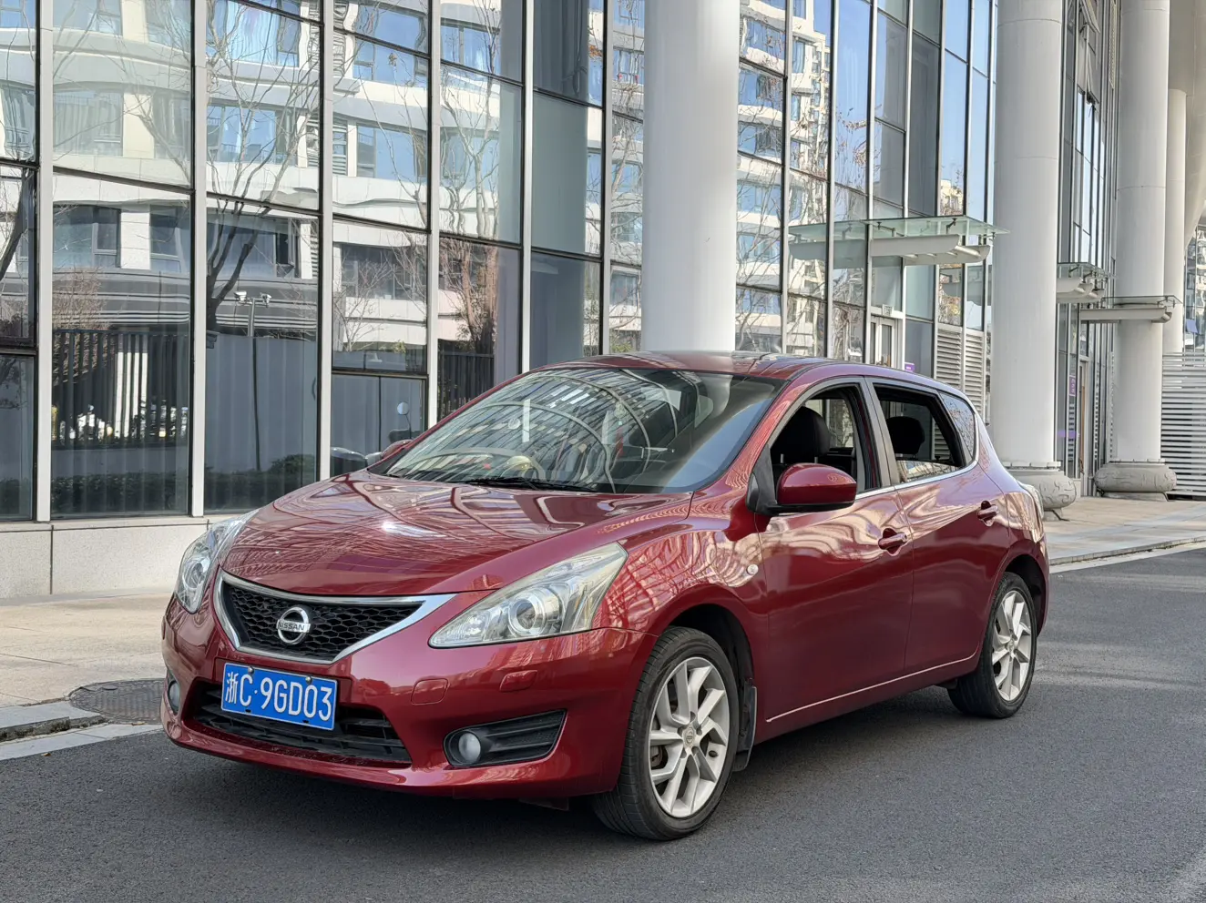 Nissan Tiida  из Китая