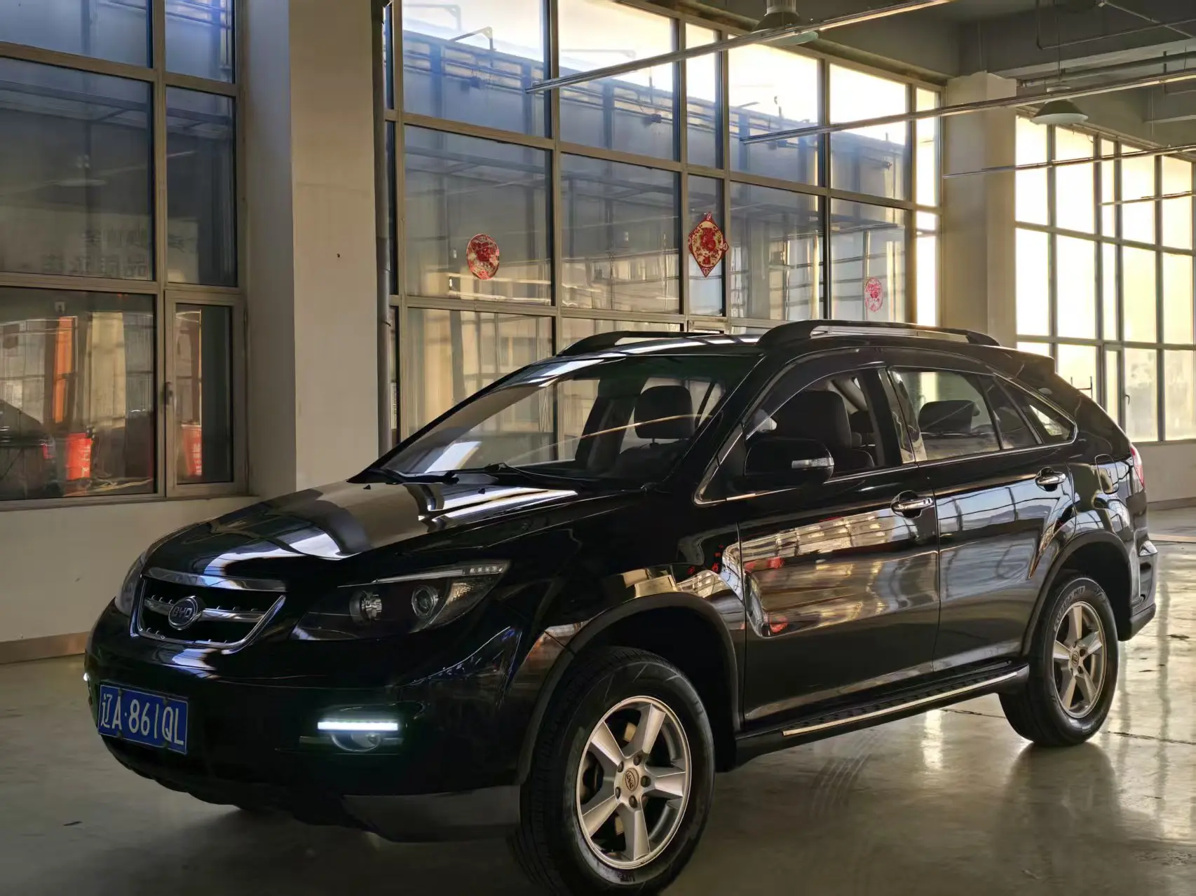 BYD S6  из Китая