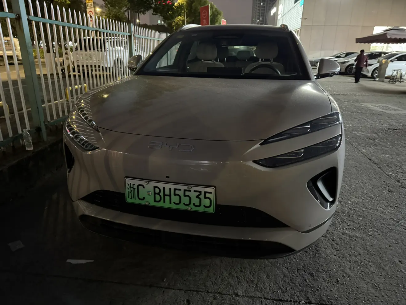 BYD Sea Lion 06EV  из Китая