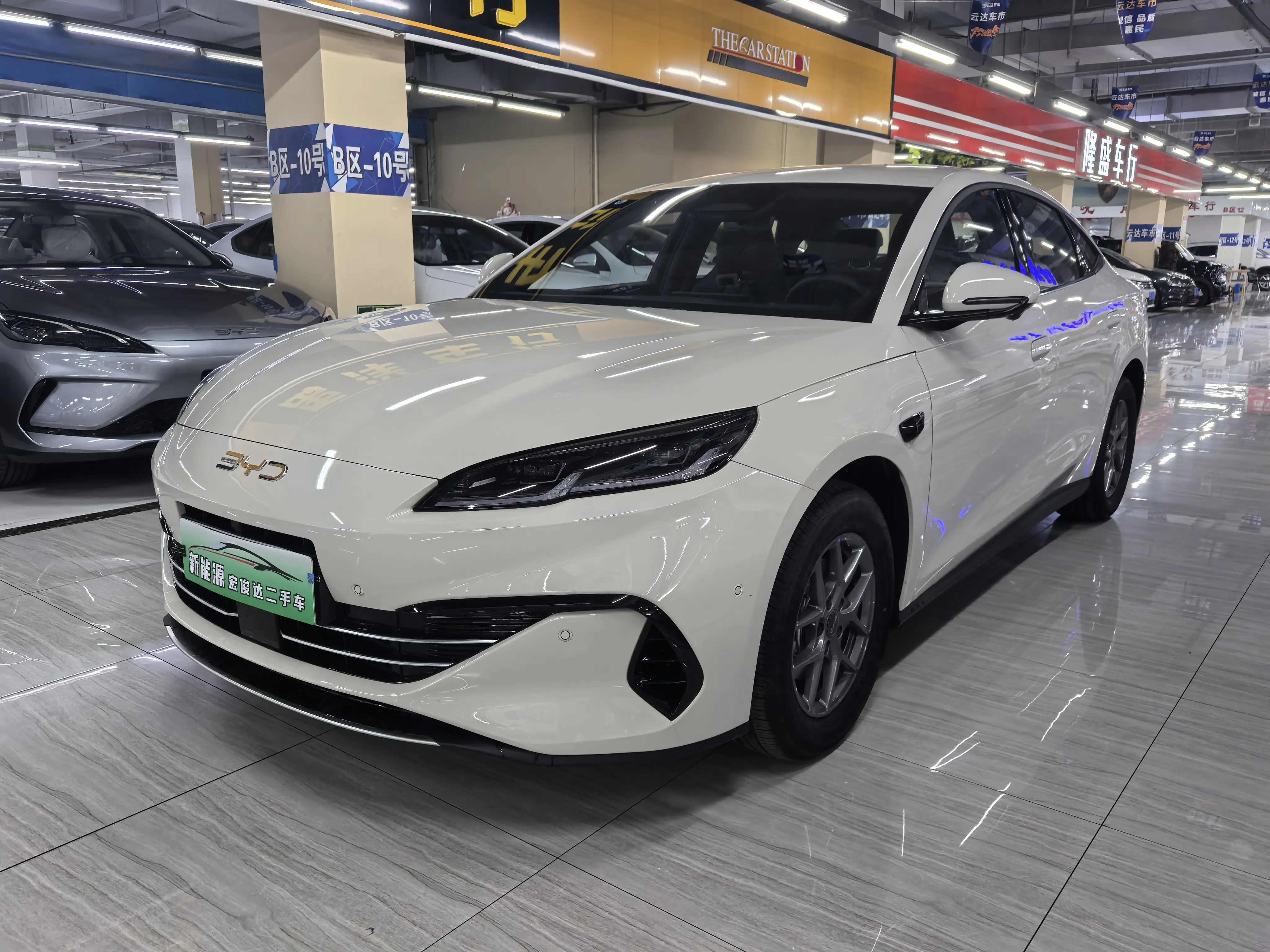 BYD Seal 06DM  из Китая