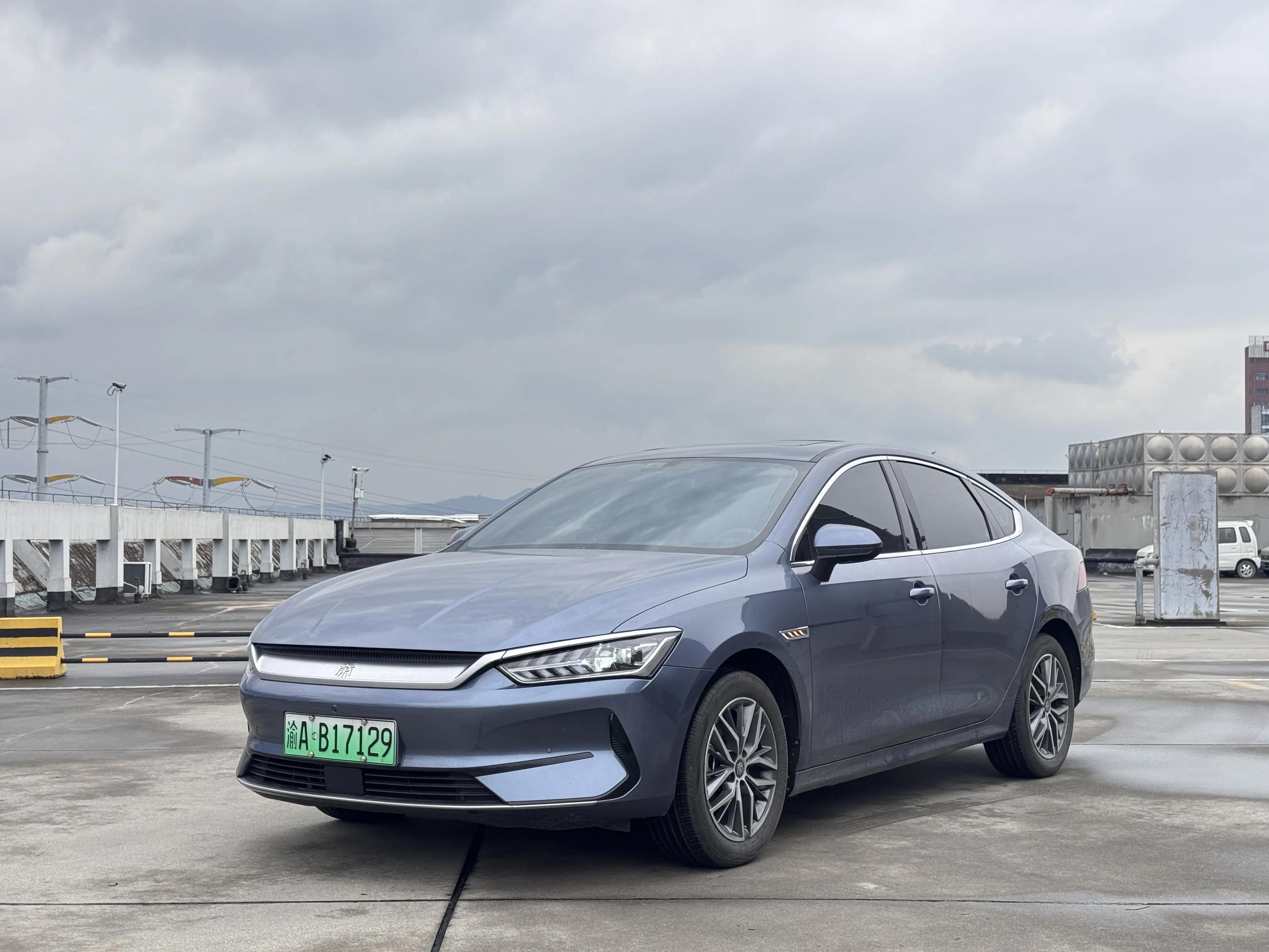 BYD Qin PLUS EV  из Китая