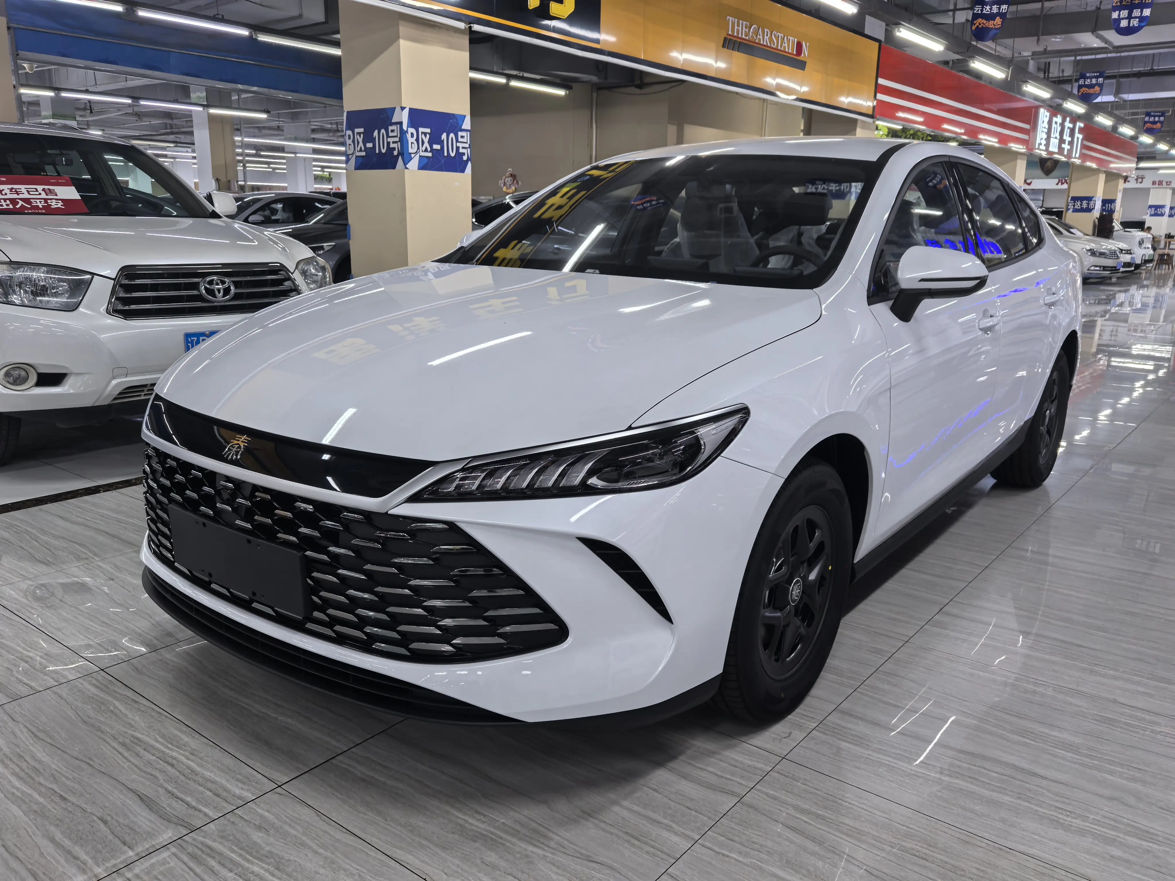 BYD Qin PLUS DM  из Китая