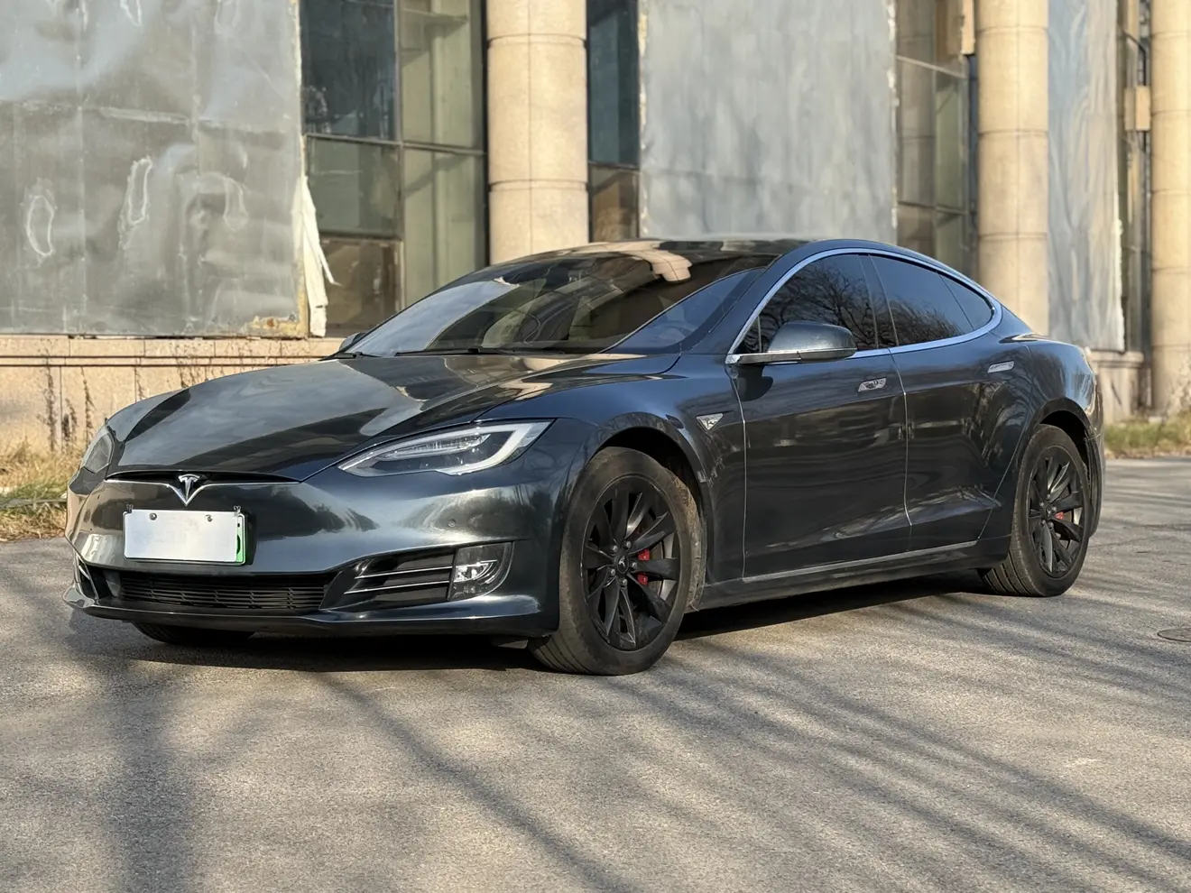 Tesla Model S  из Китая