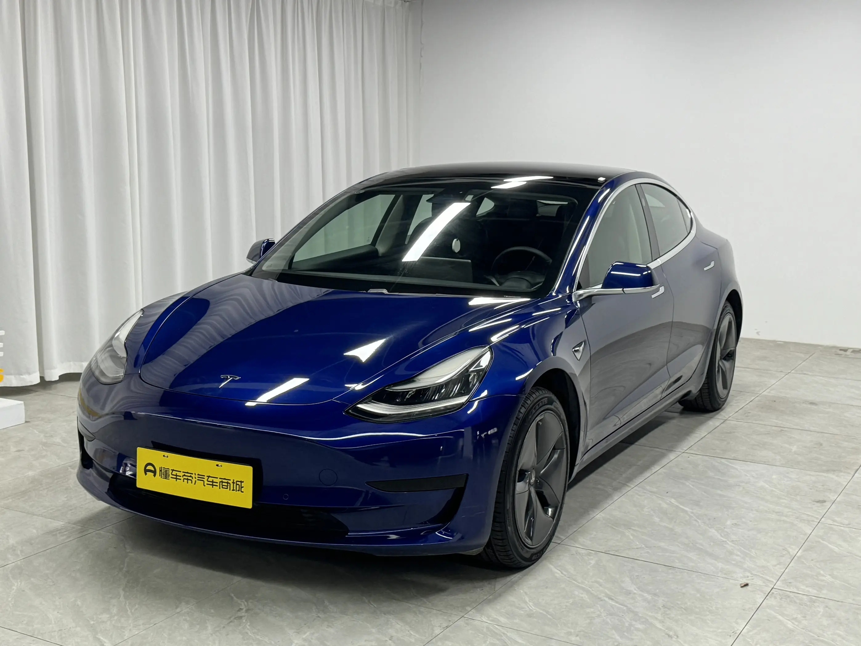 Tesla Model 3  из Китая
