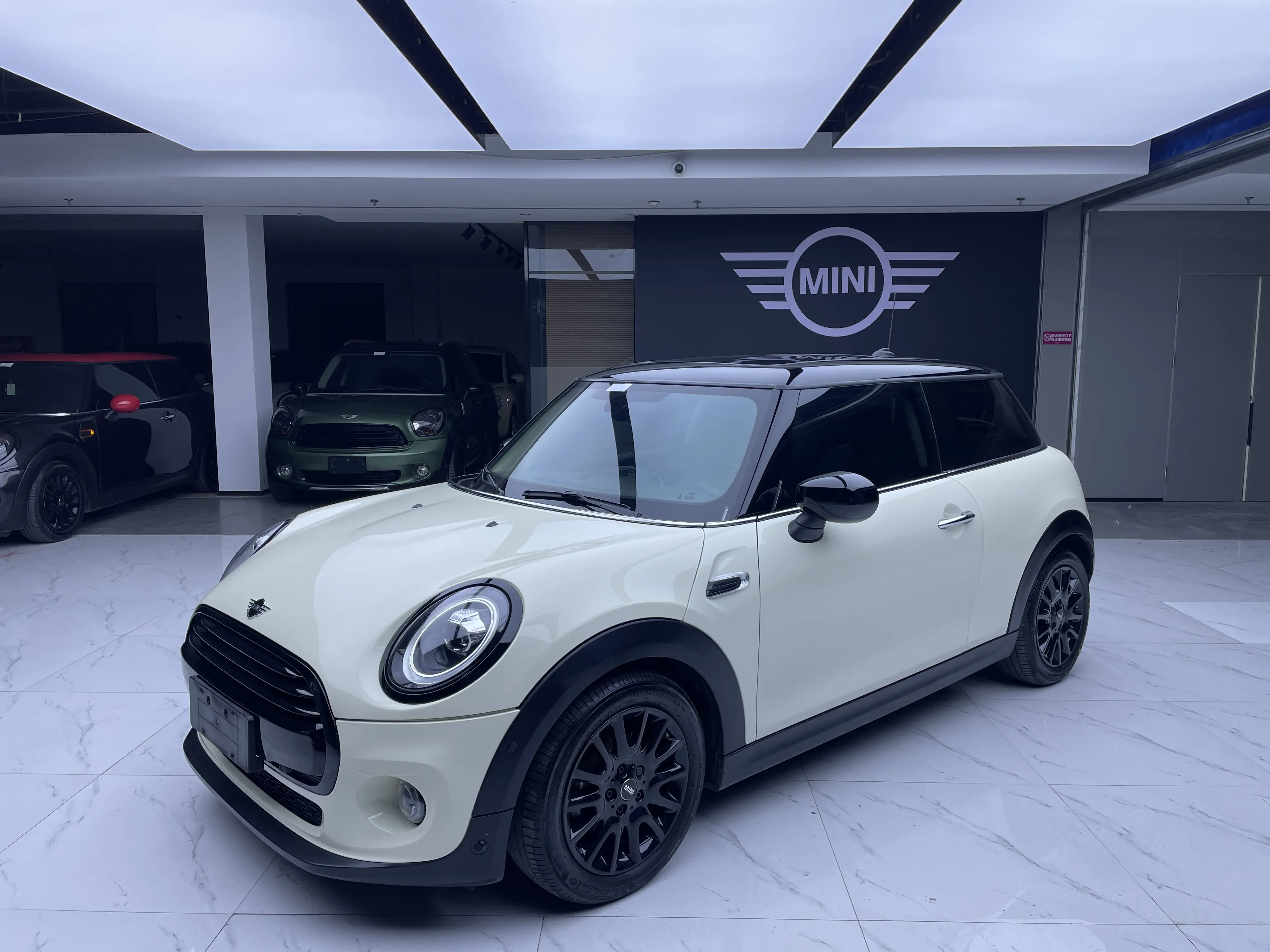 MINI MINI