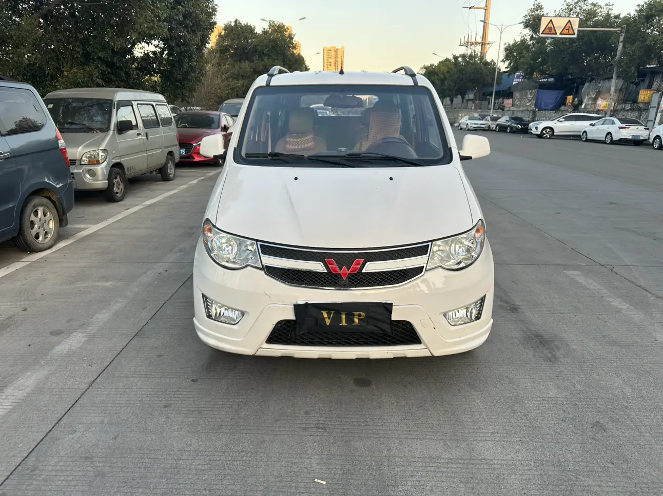 Wuling Hongguang  из Китая