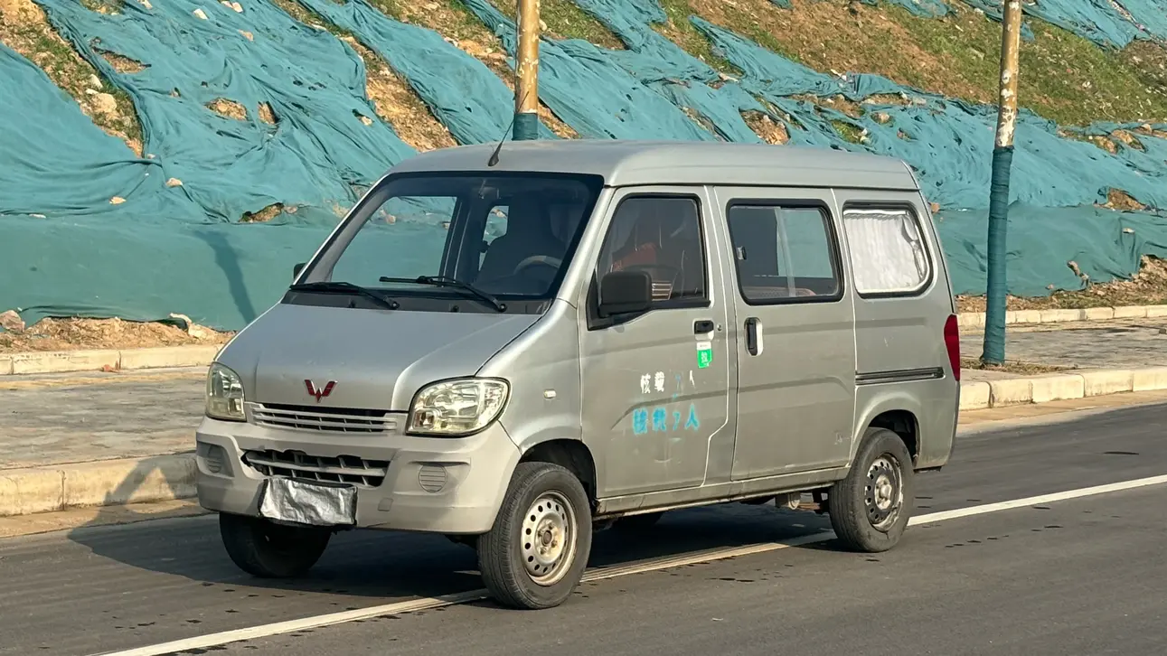 Wuling light  из Китая