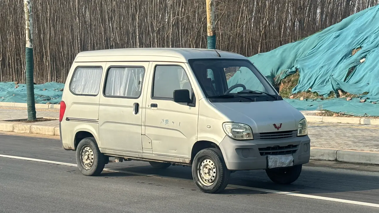 Wuling light  из Китая