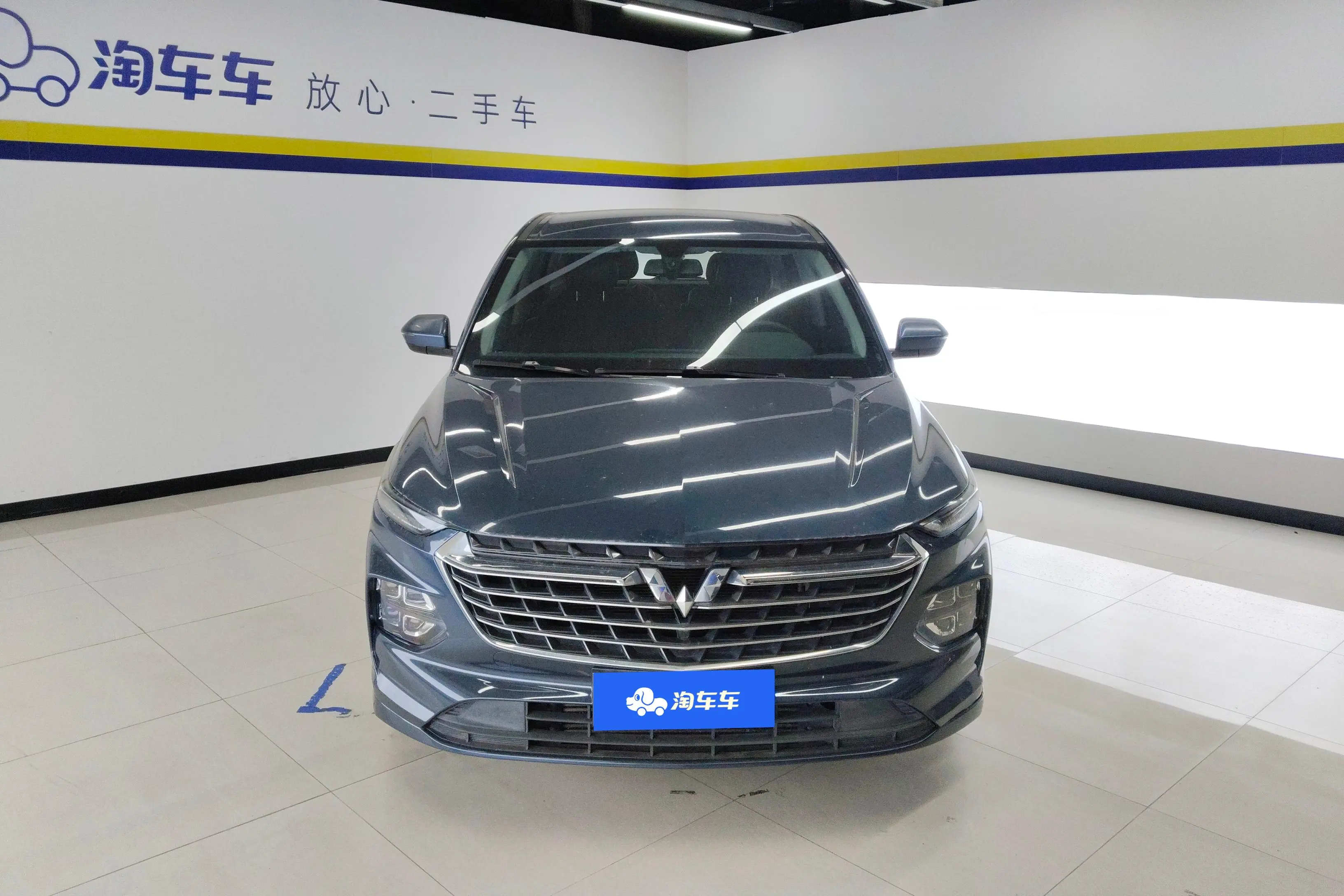 Wuling Capgemini Victory  из Китая