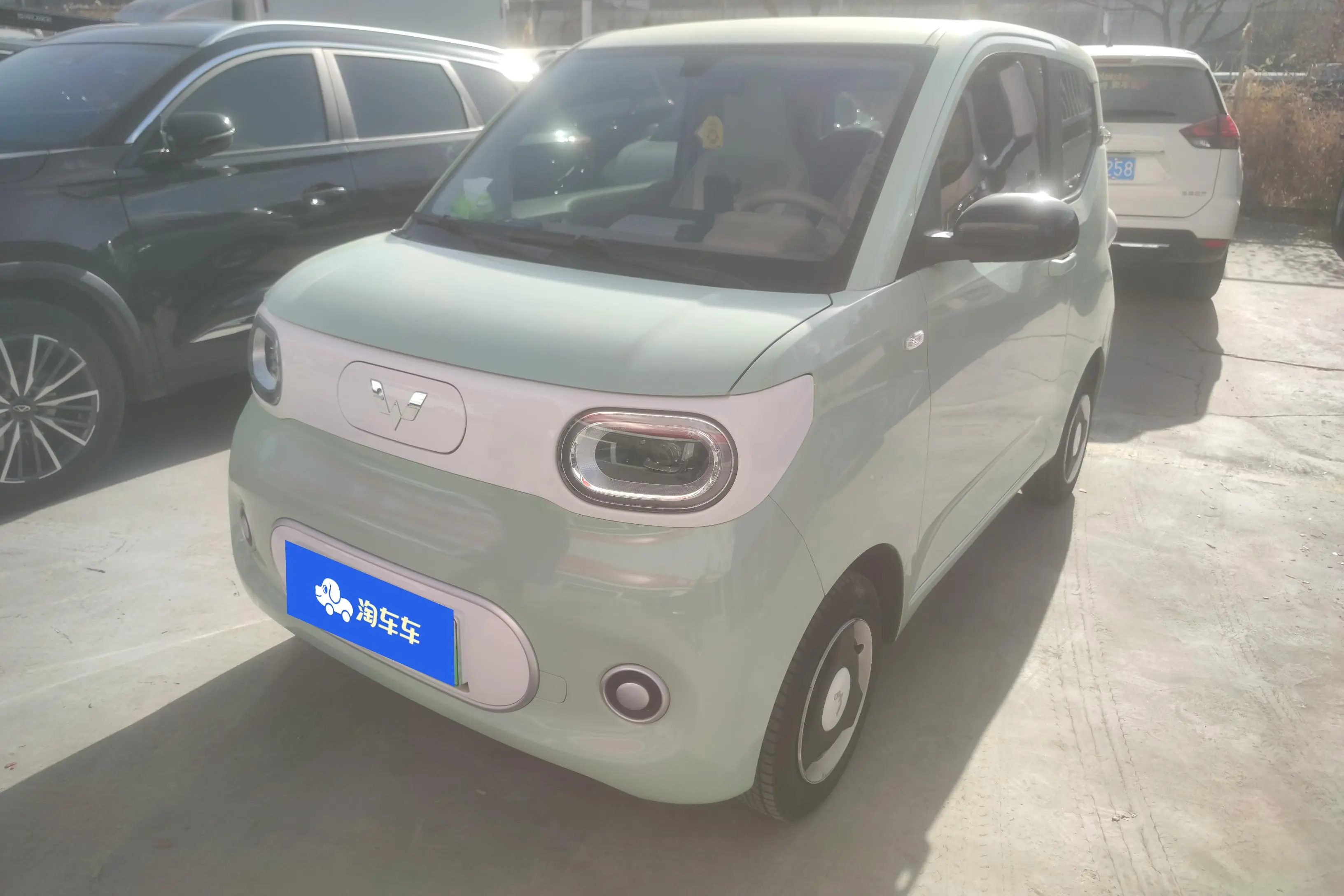 Wuling Hongguang MINIEV  из Китая