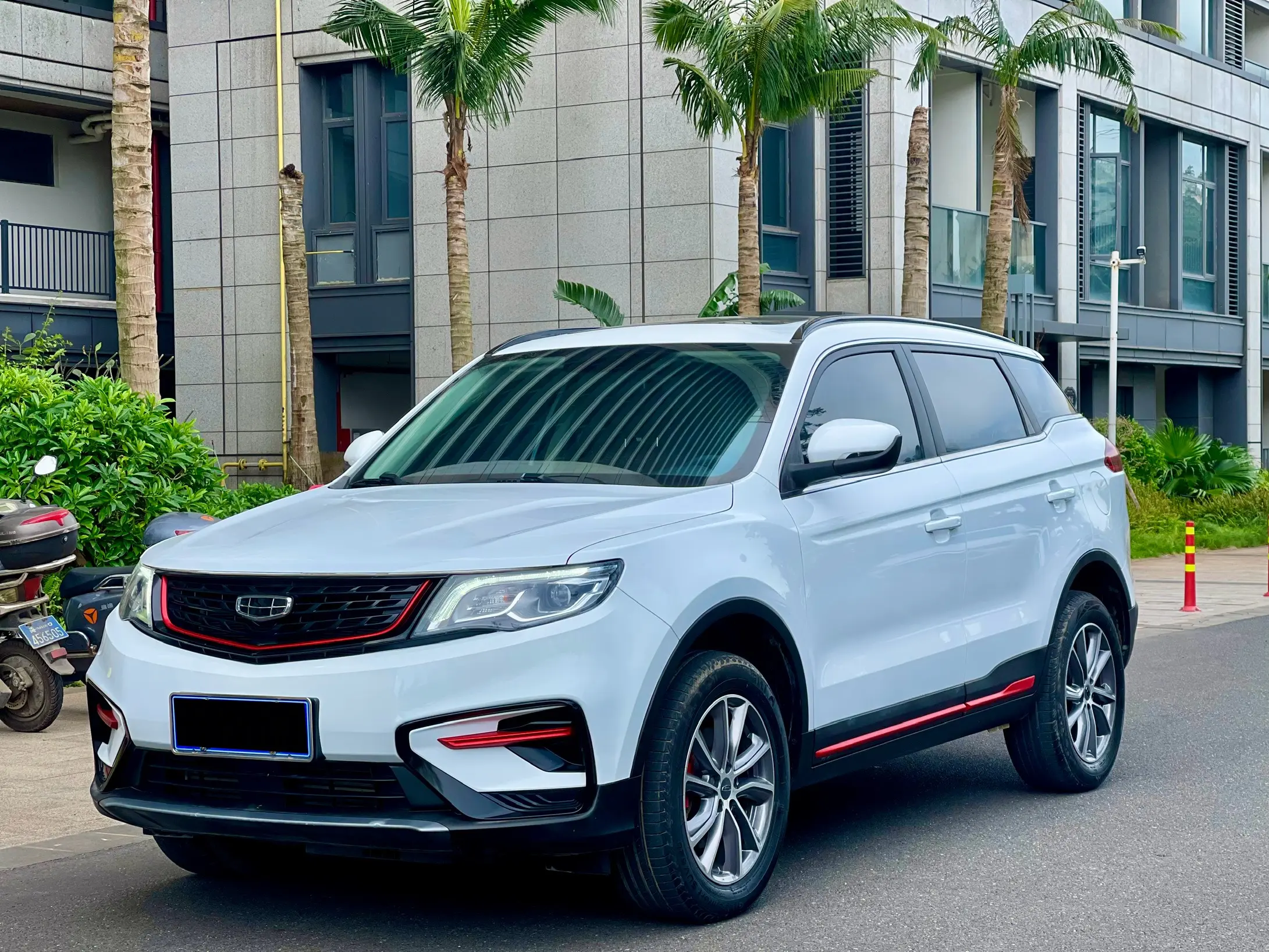 Geely Atlas (Boyue)  из Китая