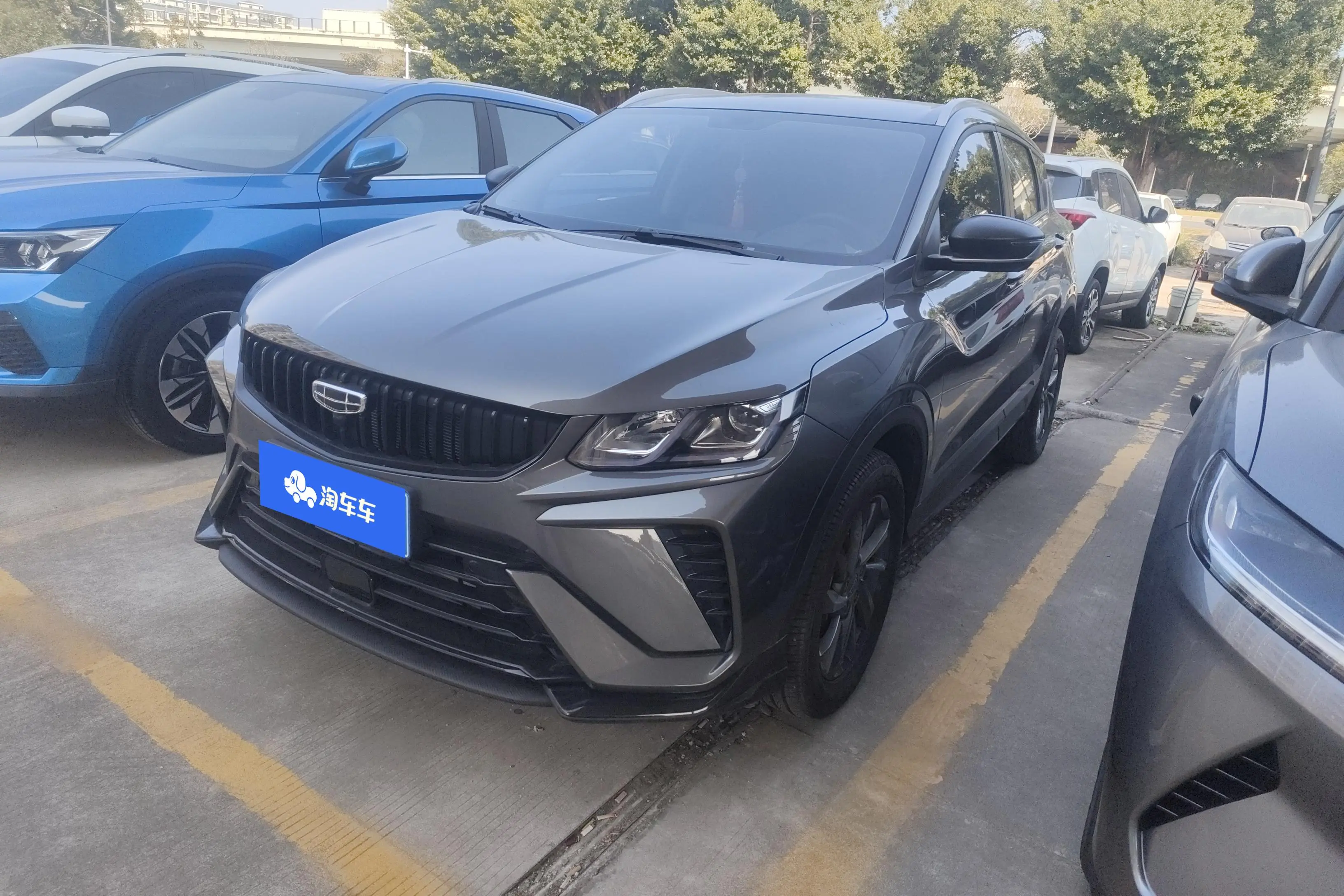 Geely Coolray SX11 (Binyue)  из Китая