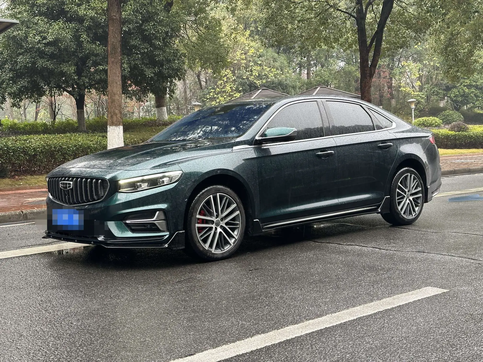 Geely Xing Rui  из Китая
