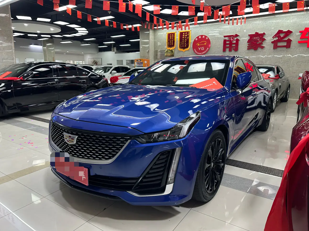 Cadillac CT5  из Китая