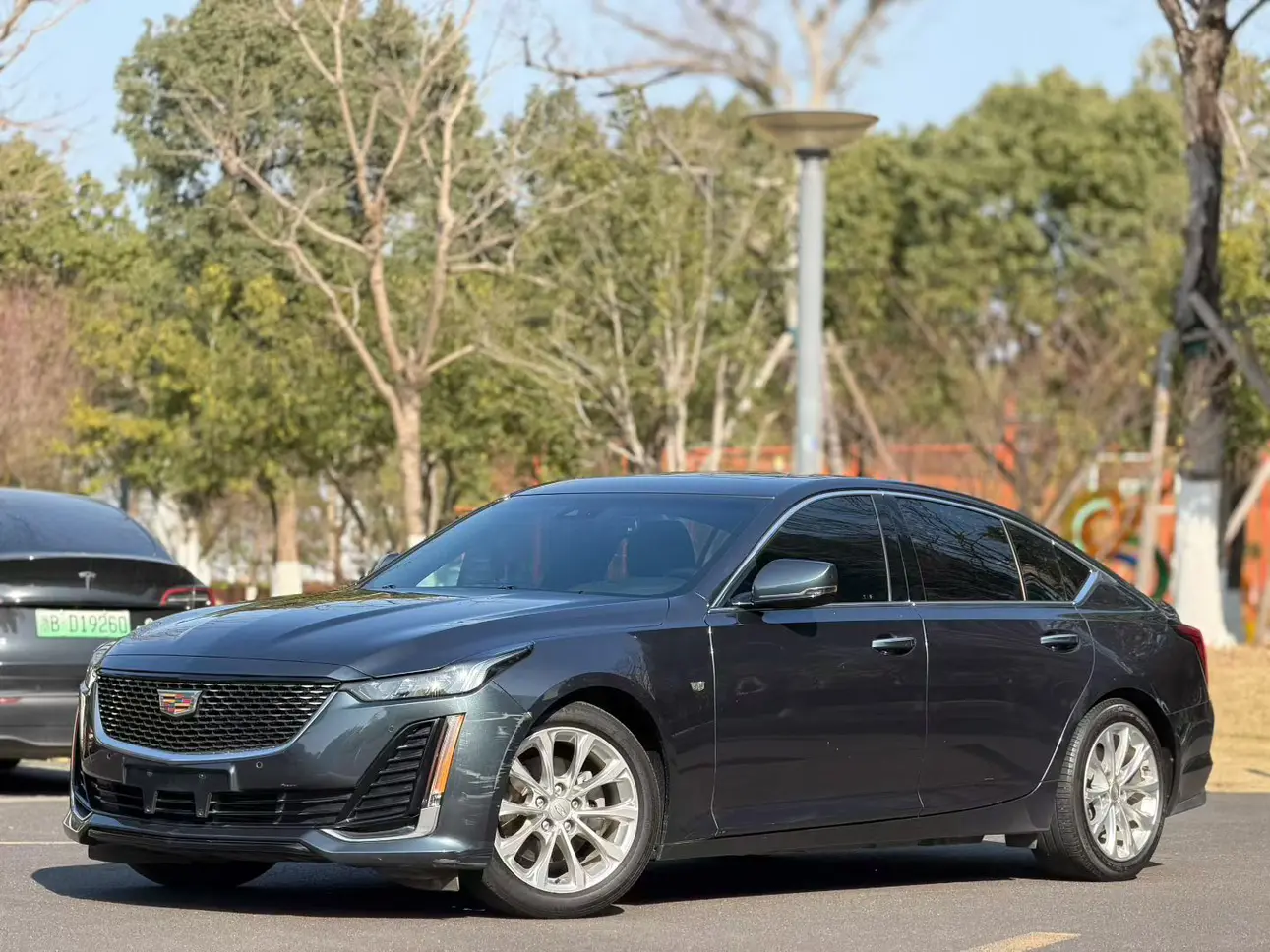 Cadillac CT5  из Китая