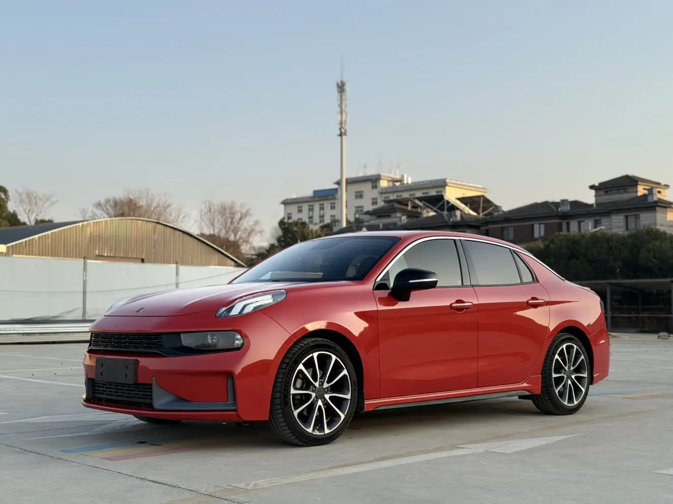 Lynk & Co 03  из Китая