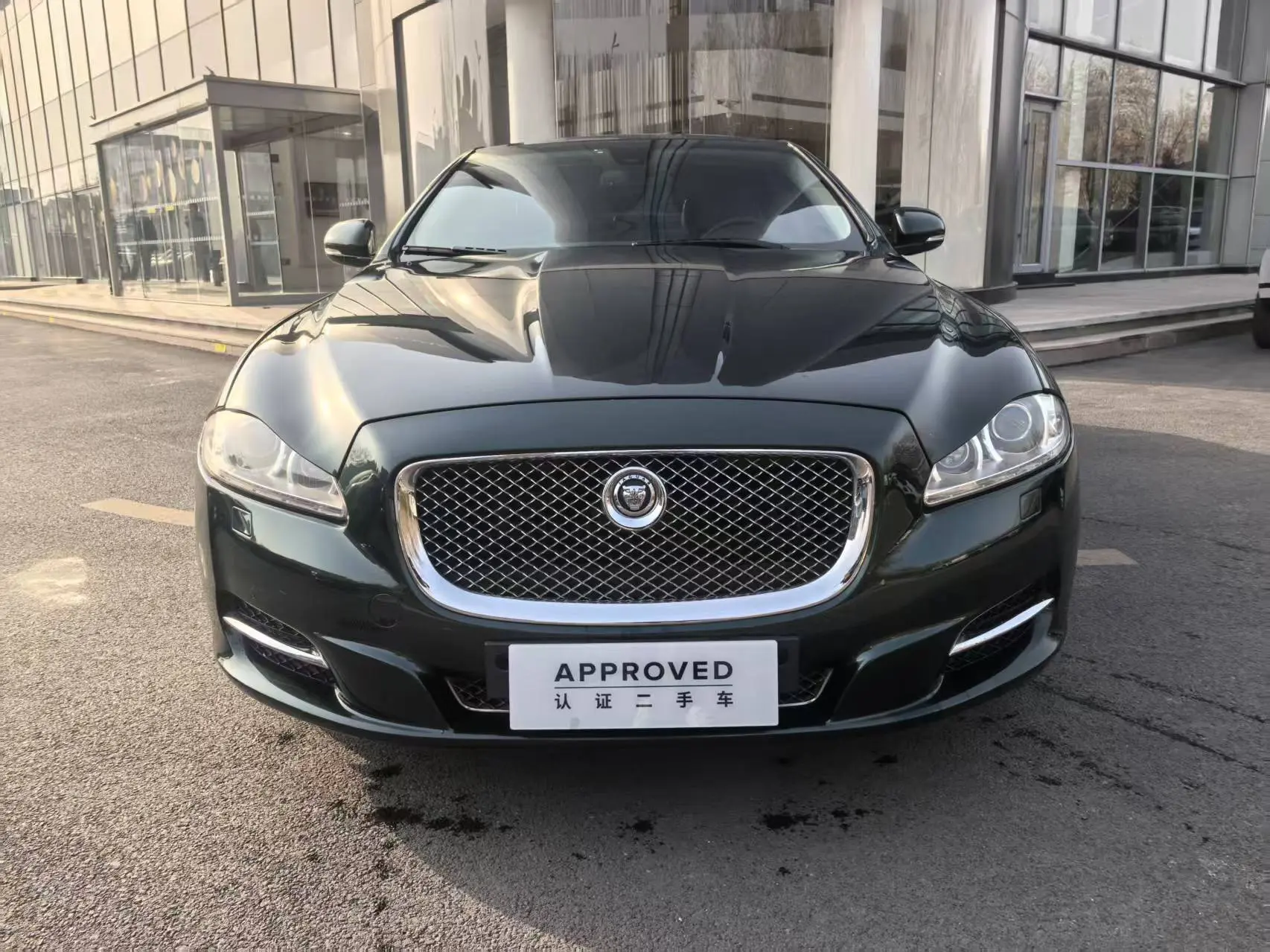 Jaguar XJ  из Китая