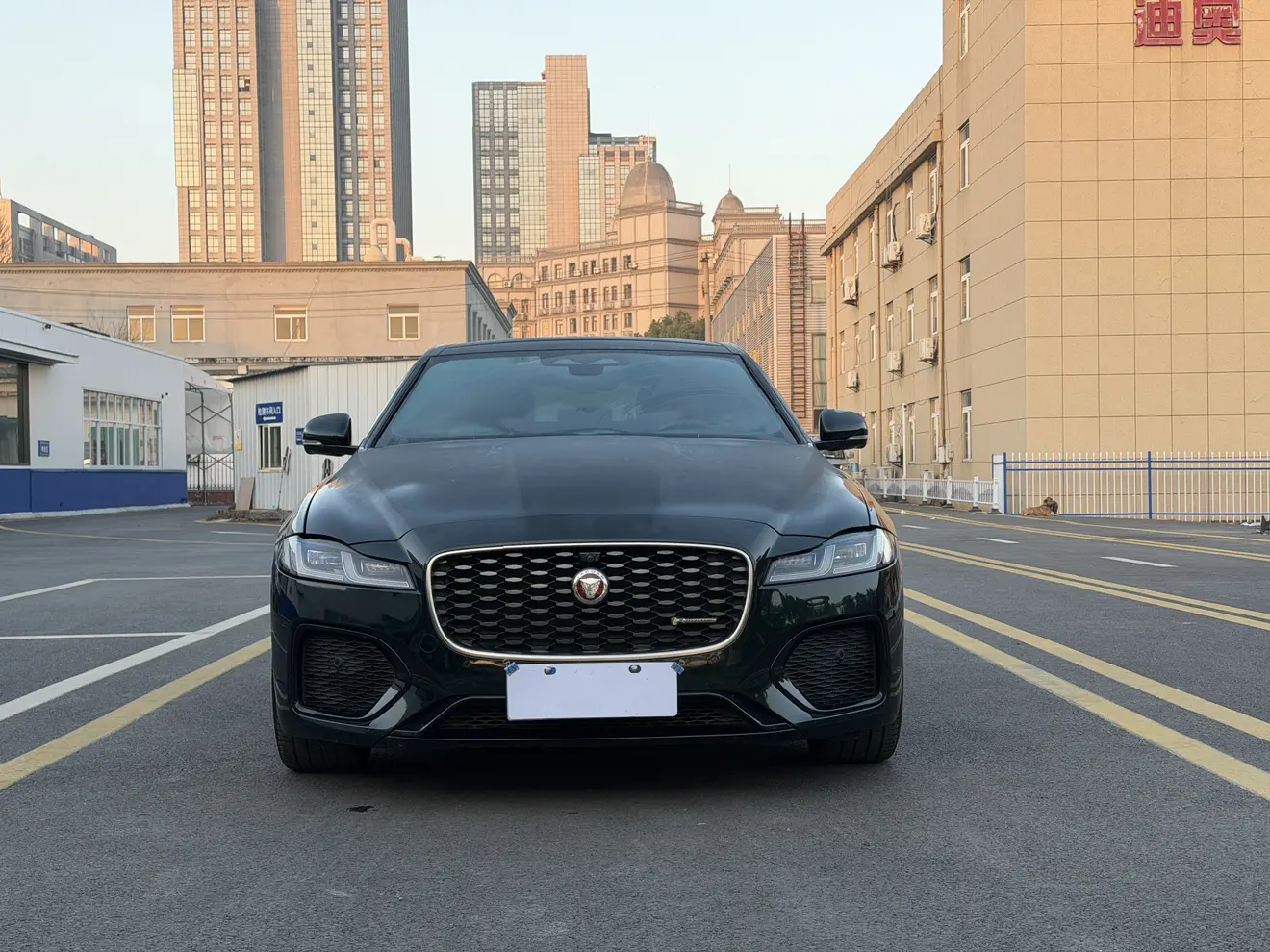 Jaguar XFL  из Китая