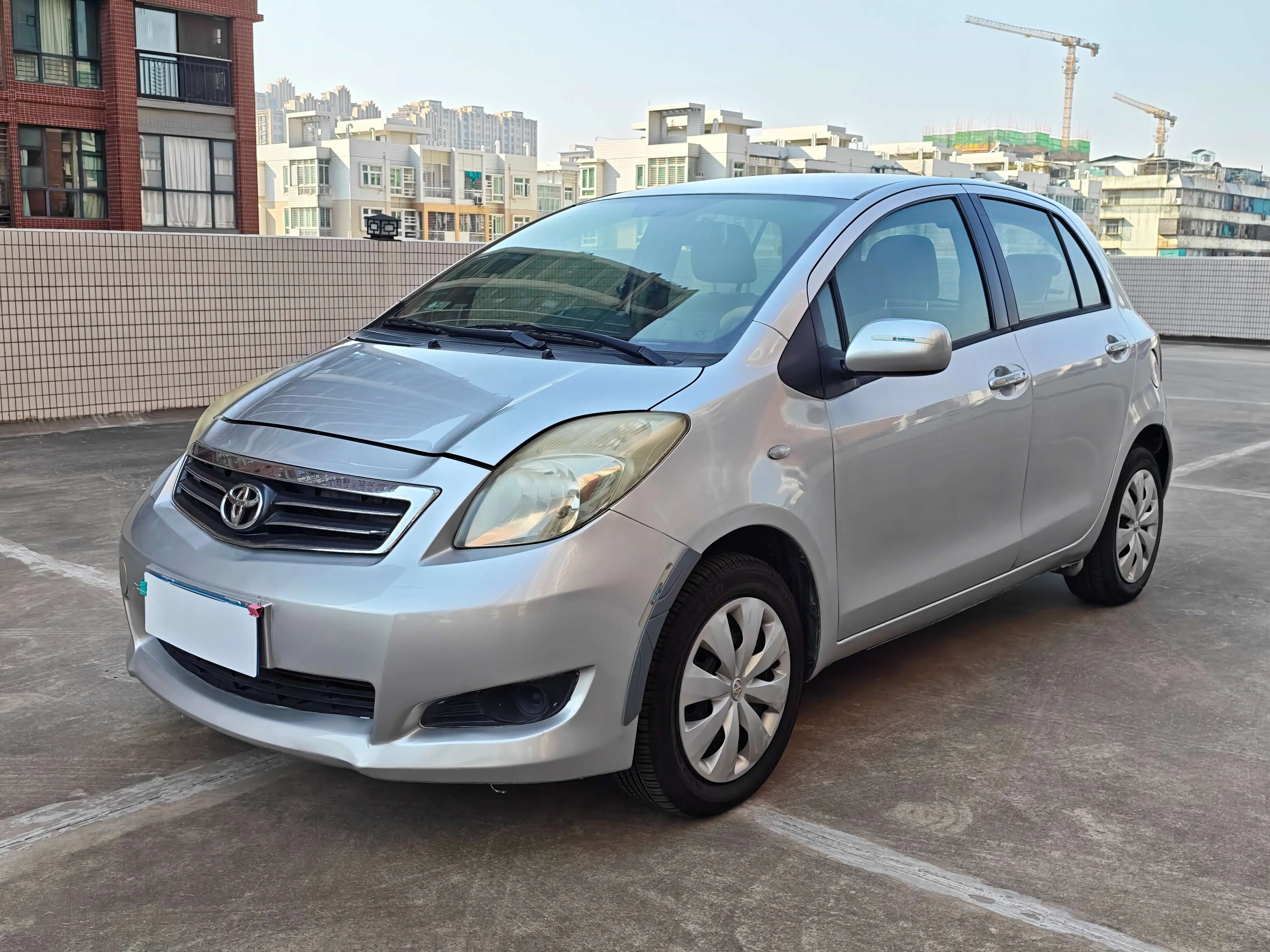 Toyota Yaris  из Китая