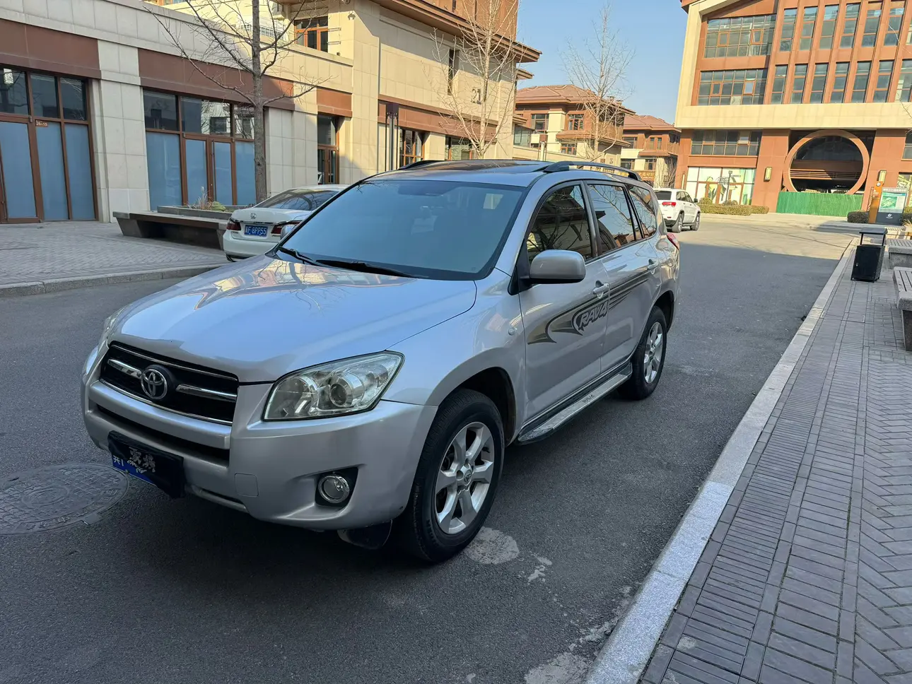 Toyota RAV4  из Китая