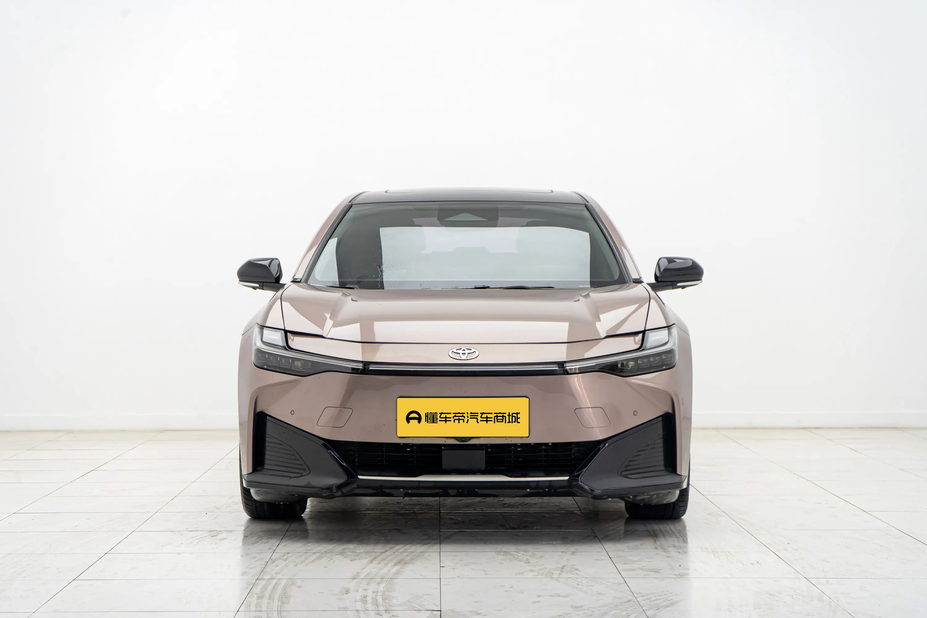 Toyota bZ3  из Китая