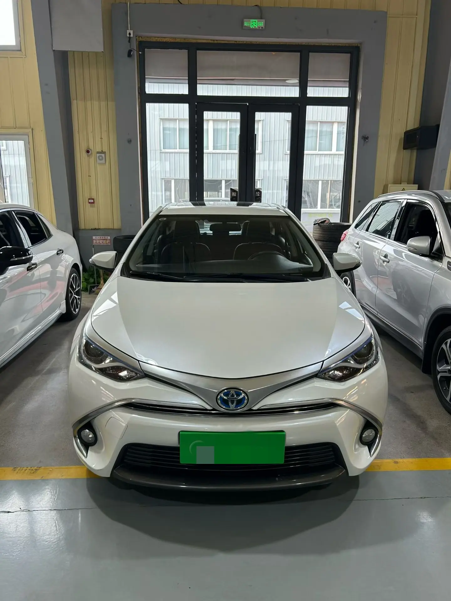 Toyota Levin (Lei Ling)  из Китая