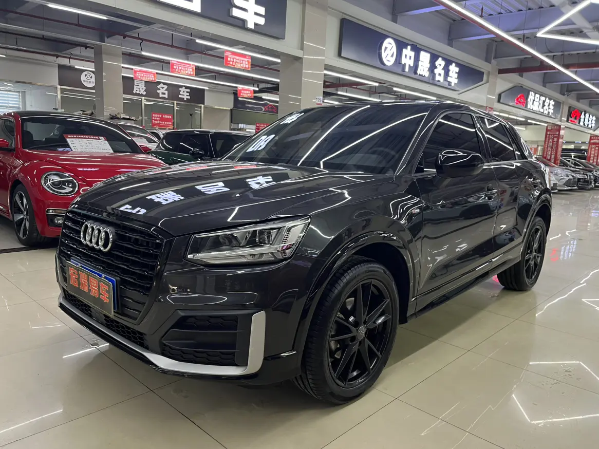 Audi Q2L  из Китая