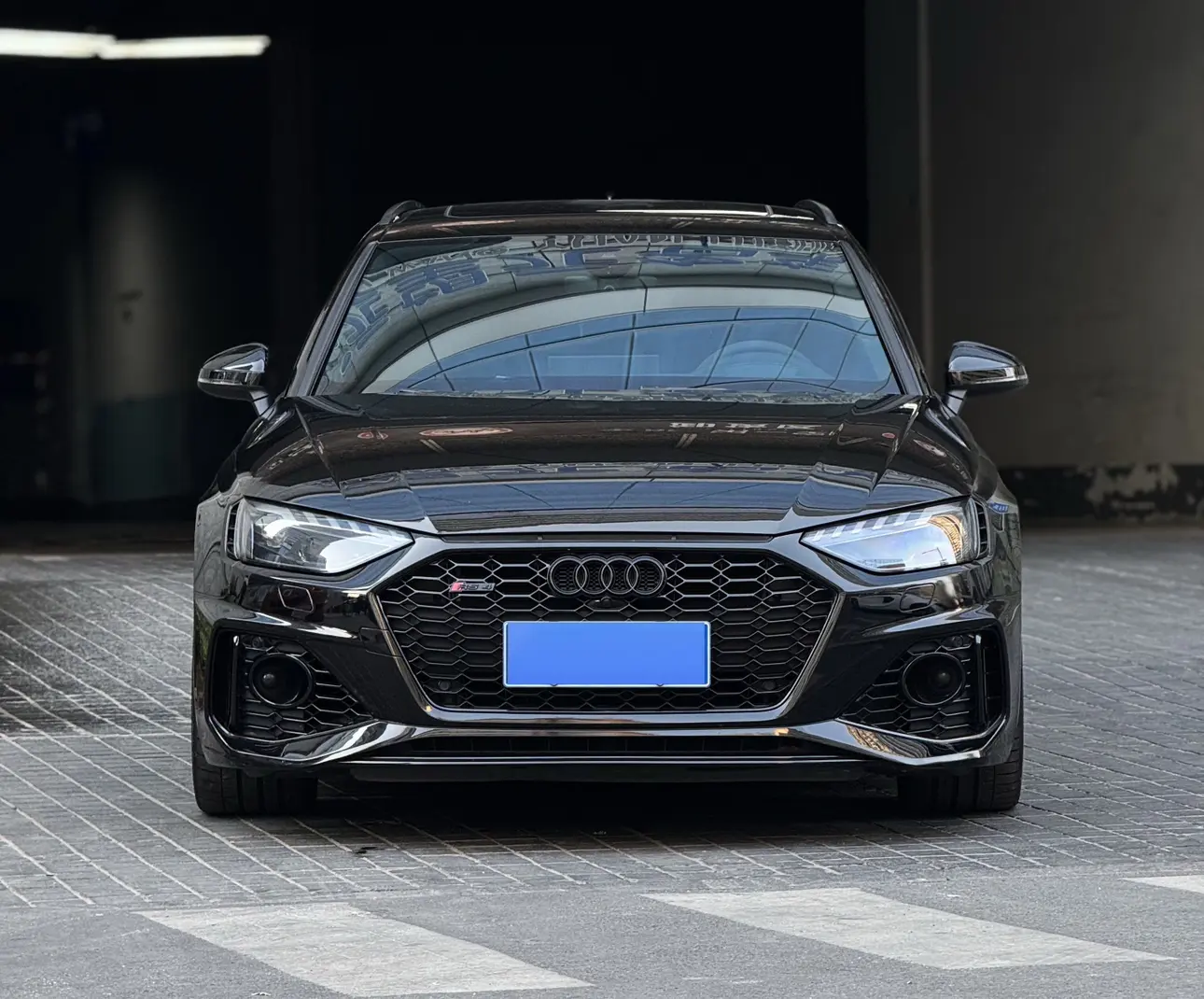 Audi RS 4  из Китая