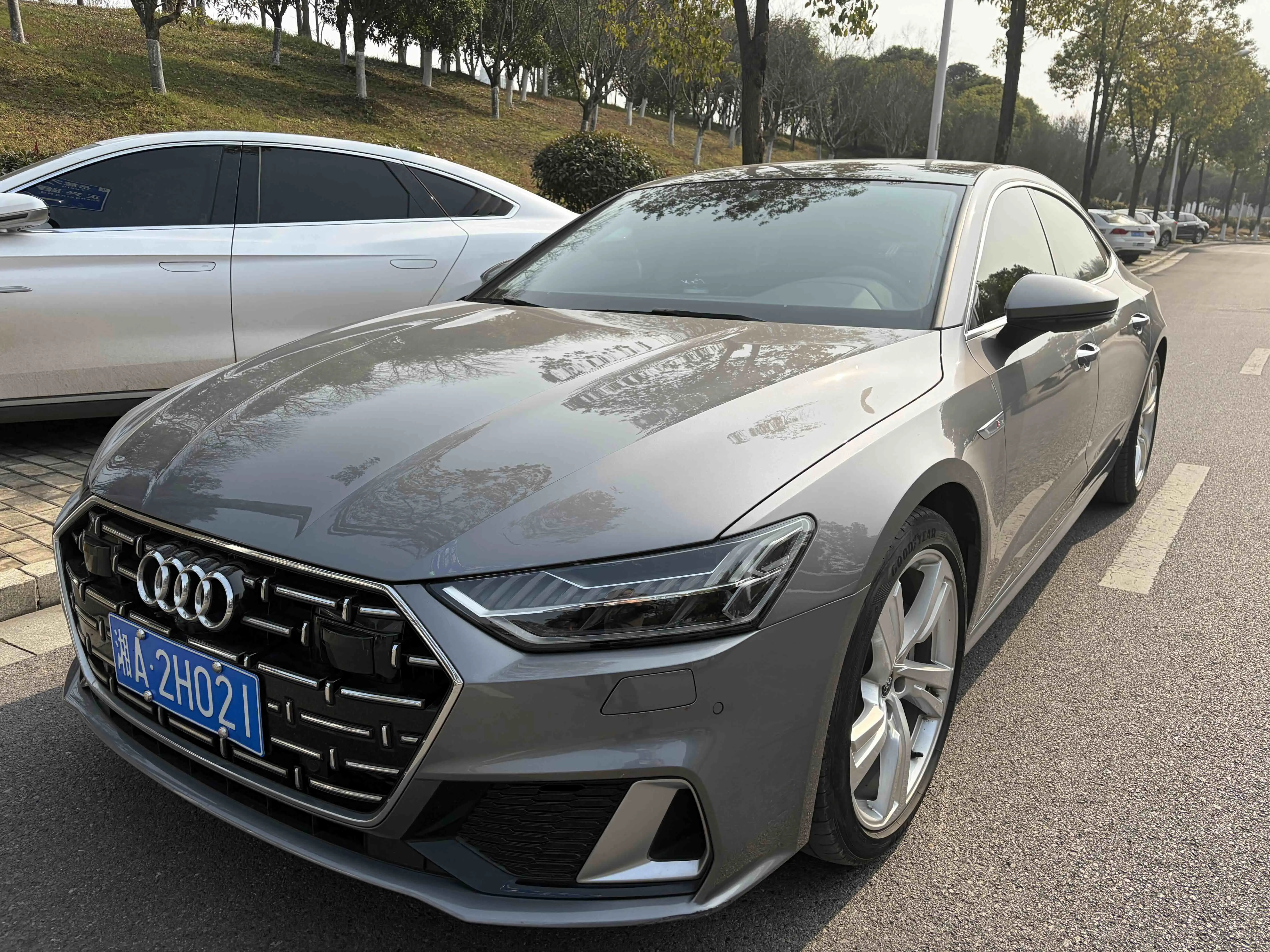 Audi A7L  из Китая