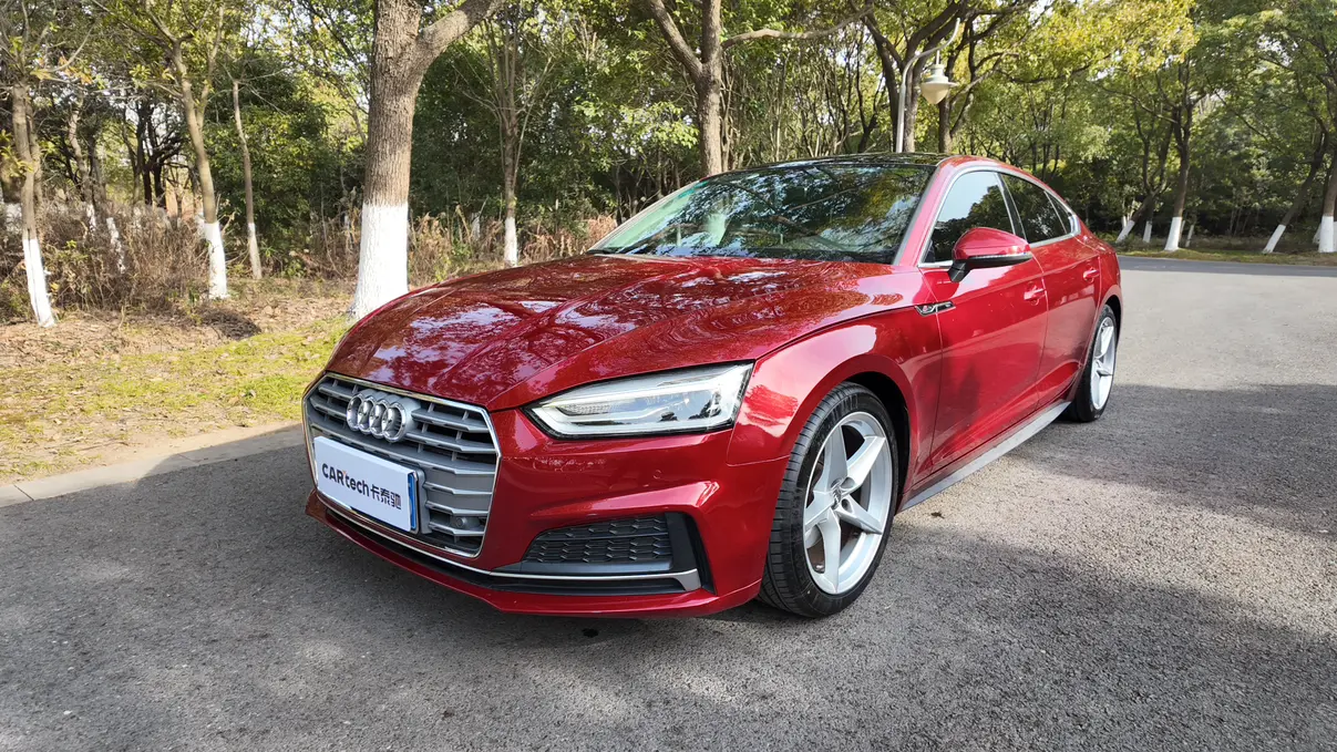 Audi A5  из Китая