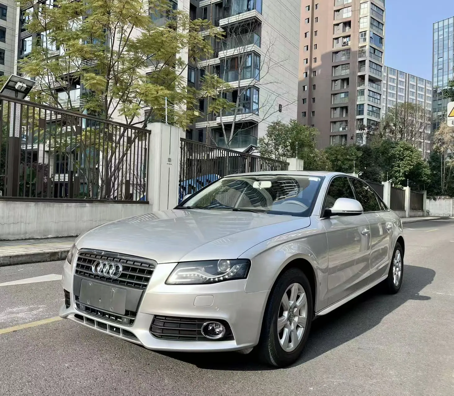 Audi A4L  из Китая