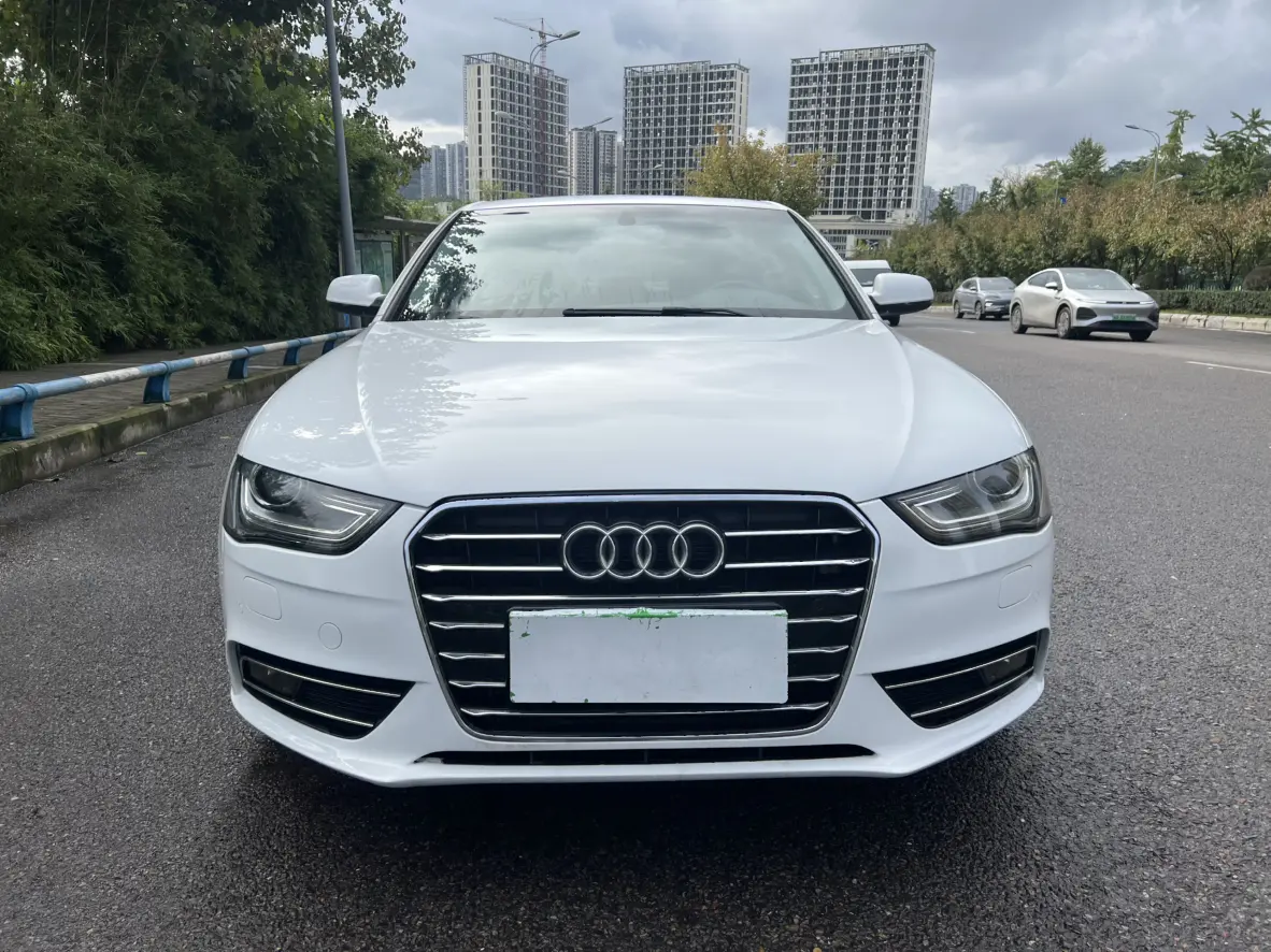 Audi A4L  из Китая