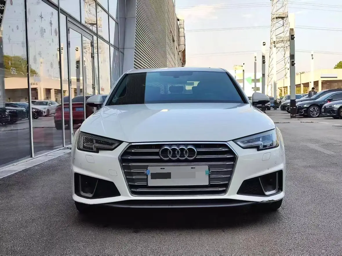 Audi A4L  из Китая