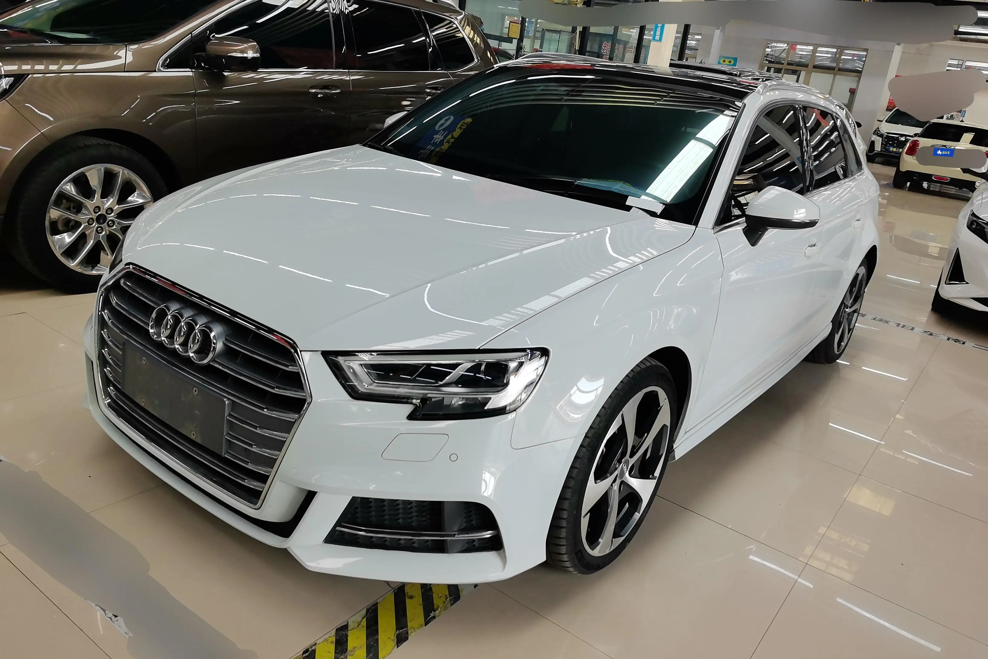 Audi A3  из Китая