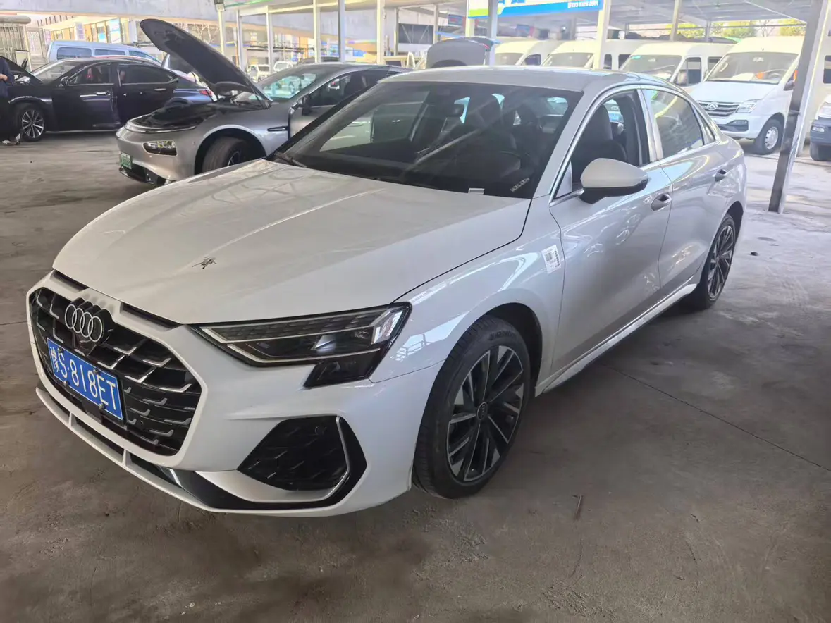 Audi A3  из Китая