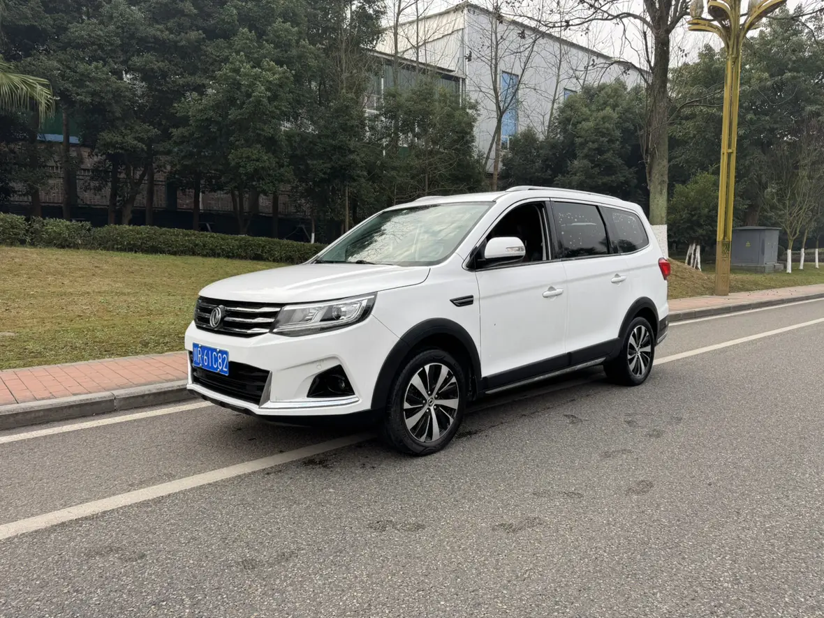 Forthing Jingyi X6  из Китая