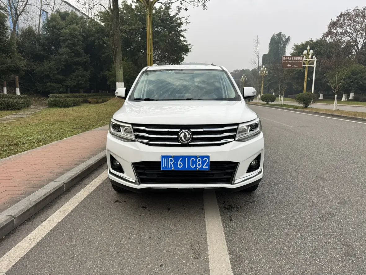 Forthing Jingyi X6  из Китая