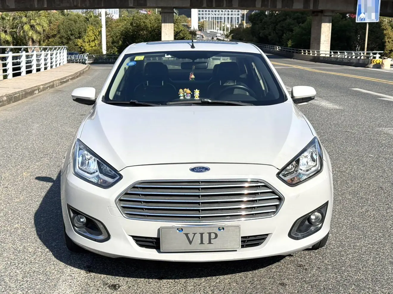 Ford Forrest  из Китая