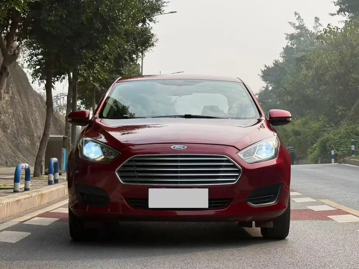 Ford Forrest  из Китая