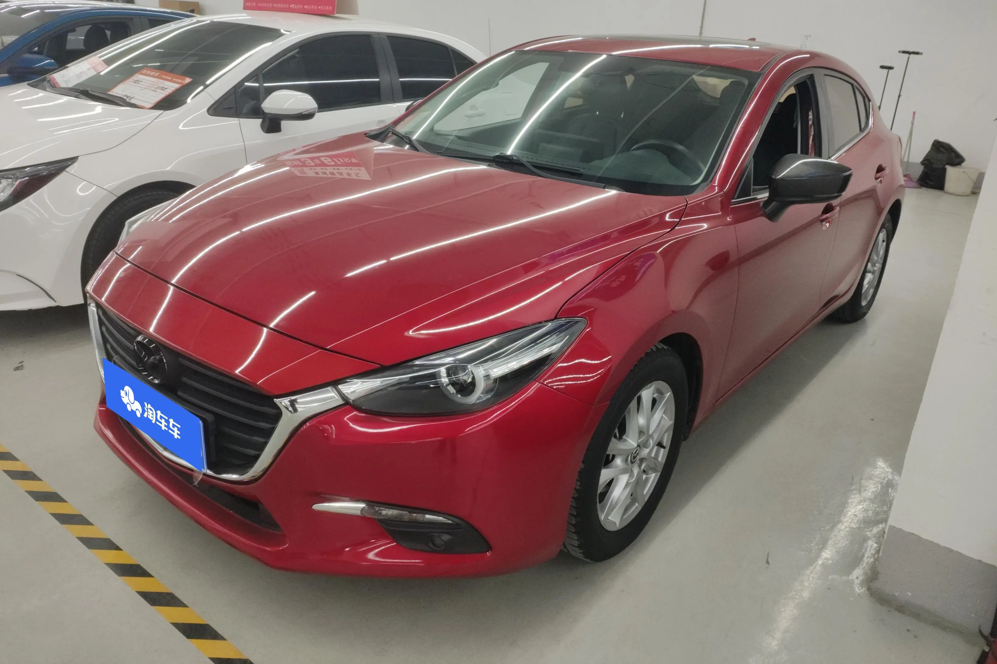 Mazda Axela (Mazda3)  из Китая