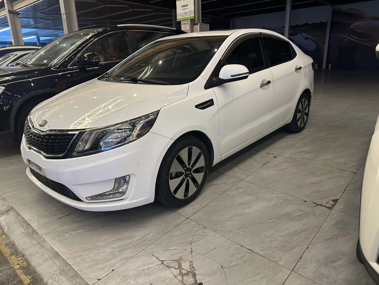 Kia K2  из Китая