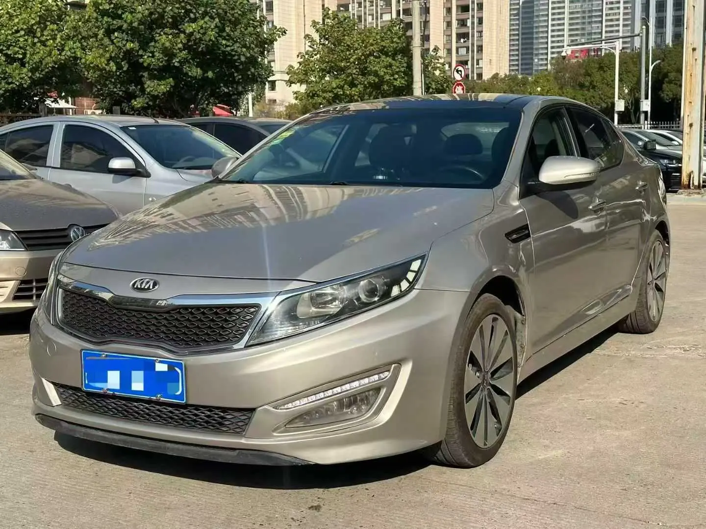 Kia K5  из Китая