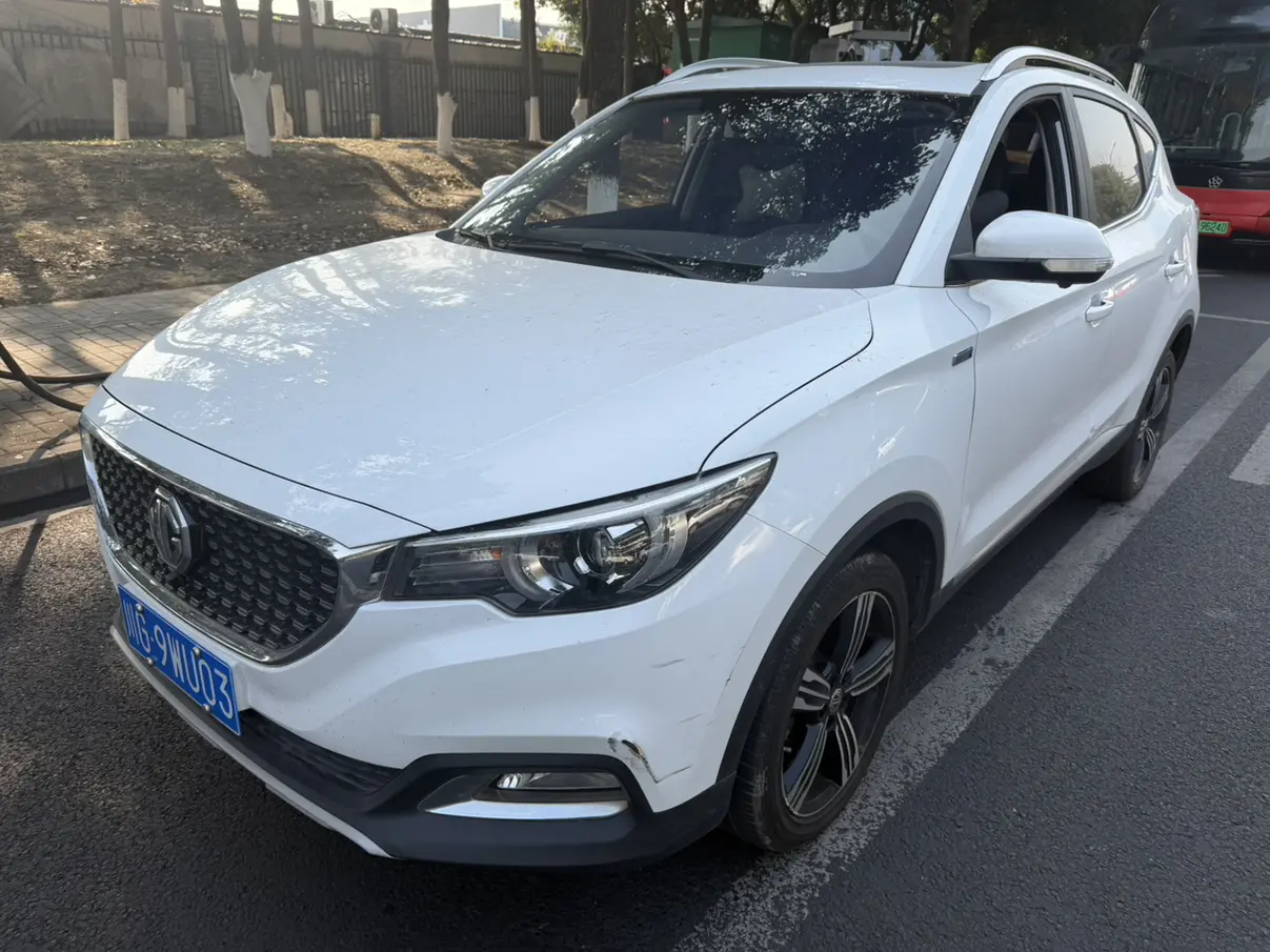 MG ZS  из Китая