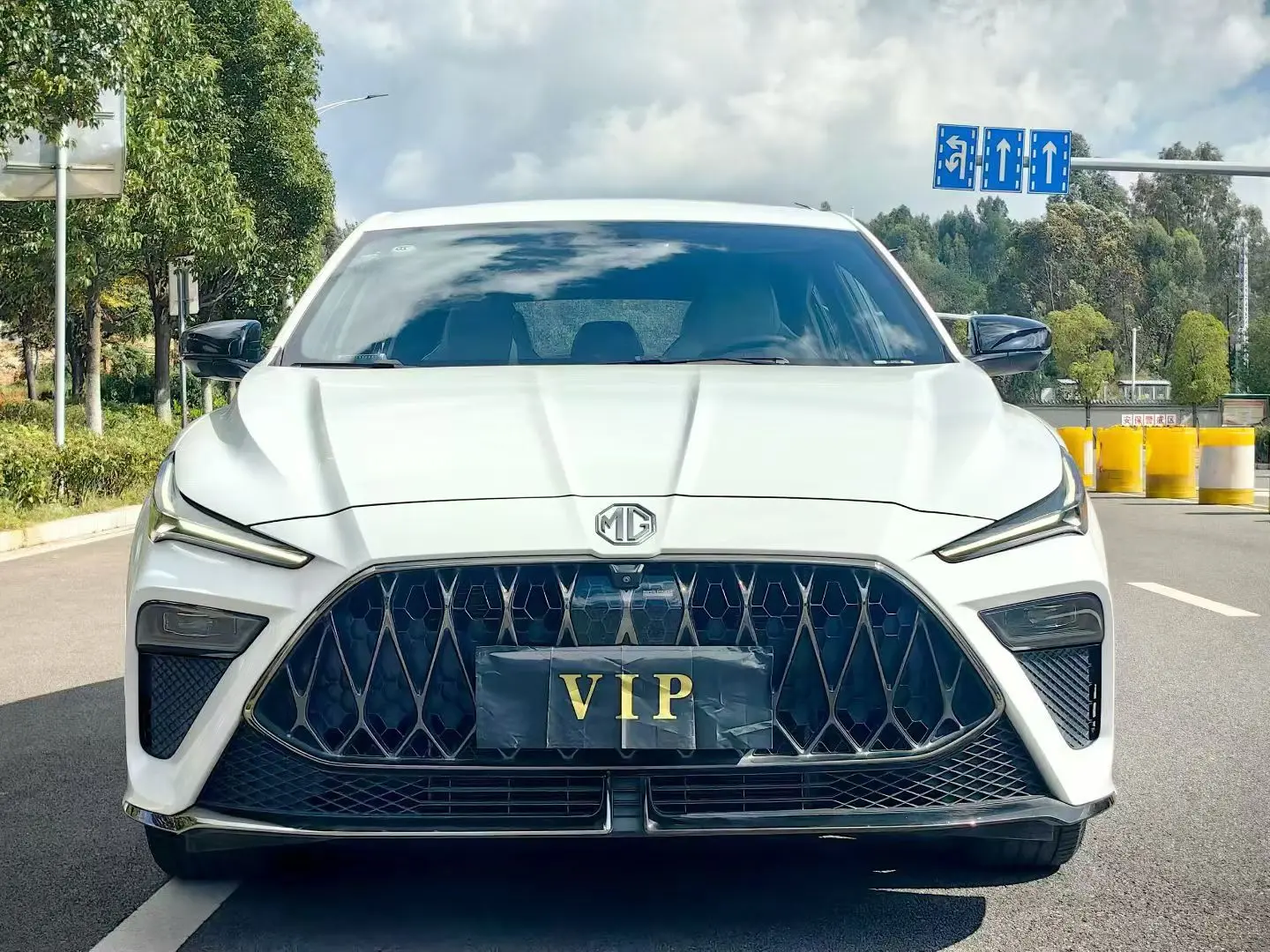 MG 5 Scorpio  из Китая