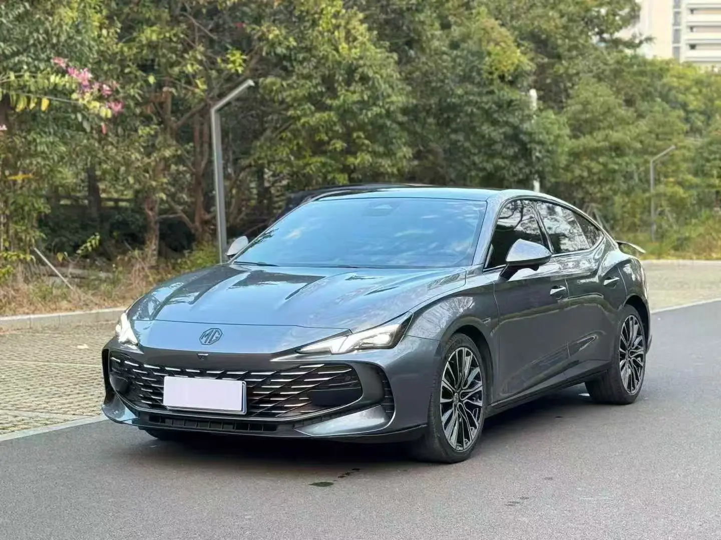 MG 7  из Китая