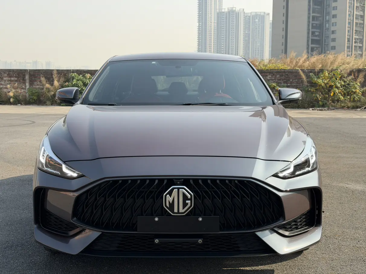 MG 5  из Китая