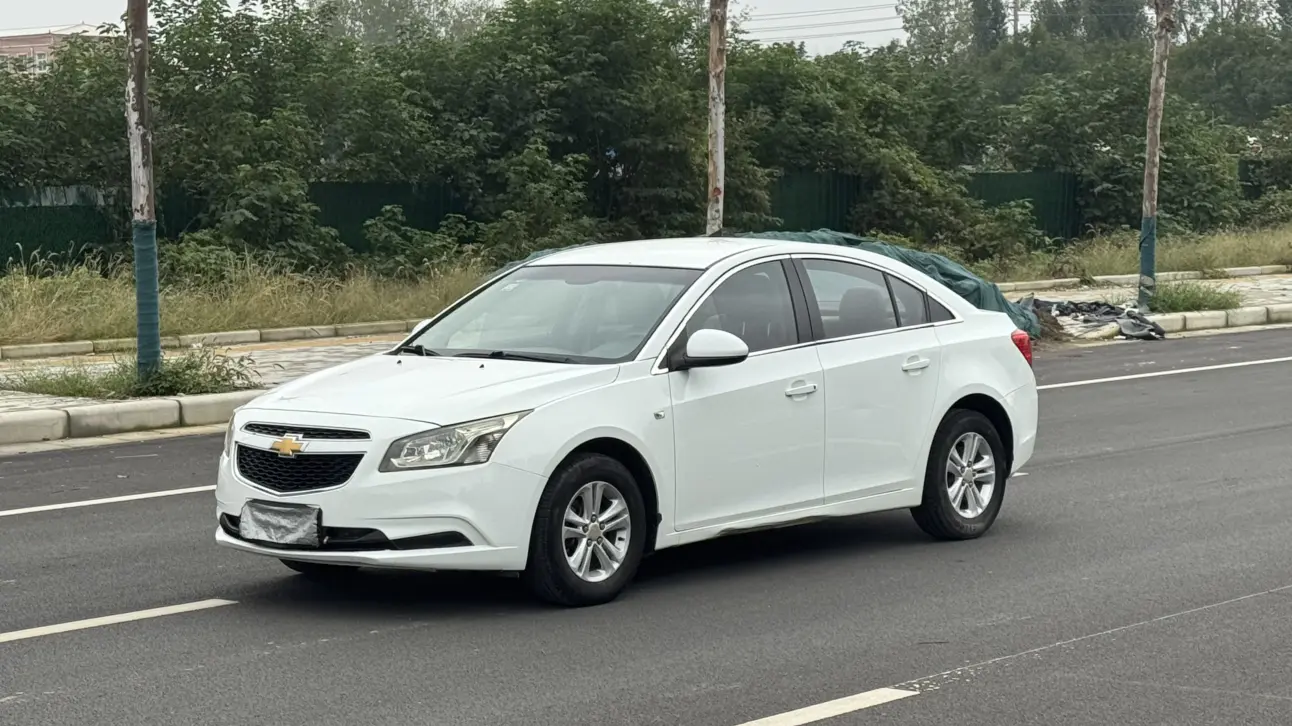 Chevrolet Monza (Cruze)  из Китая