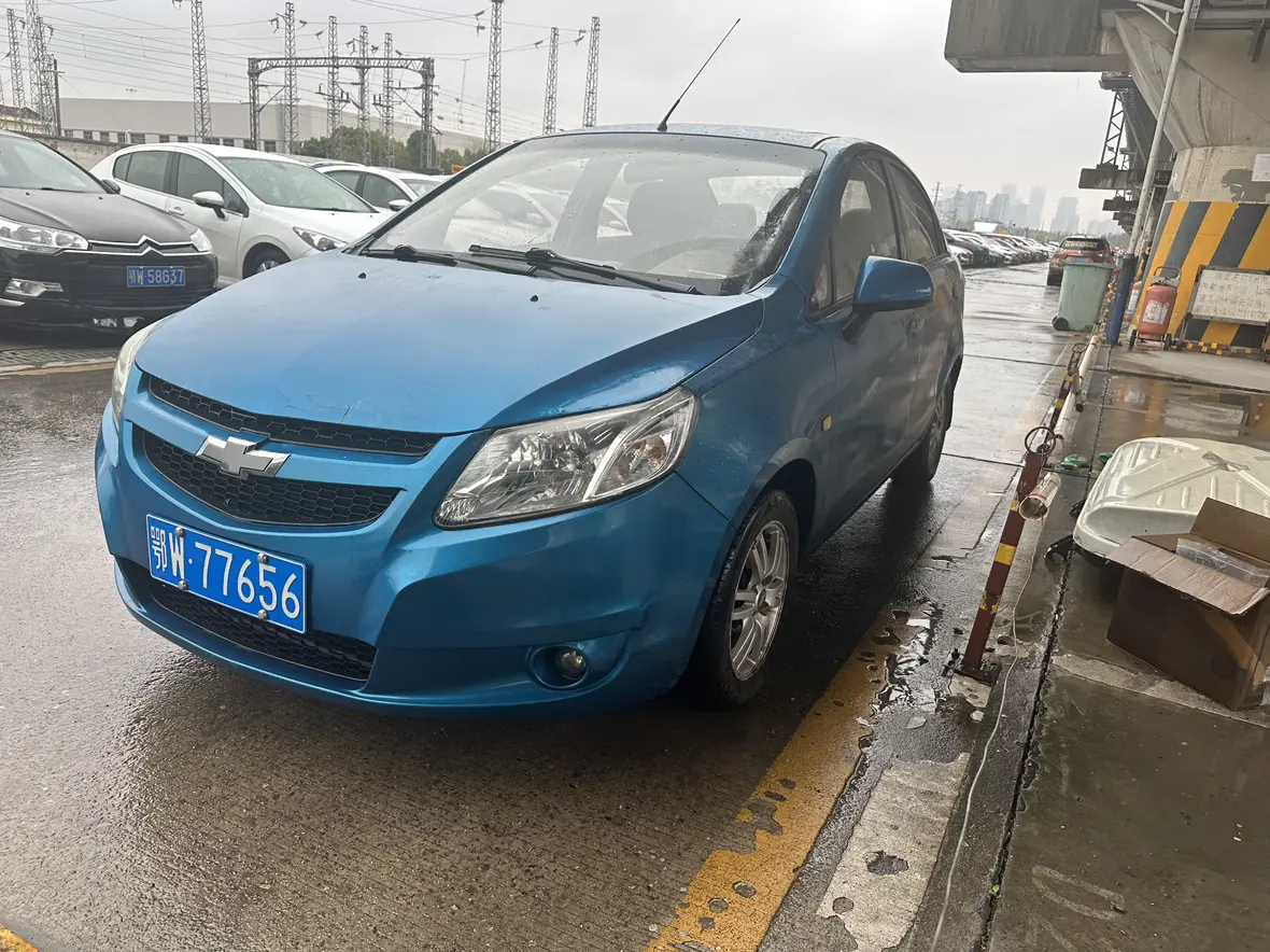 Chevrolet Sail  из Китая