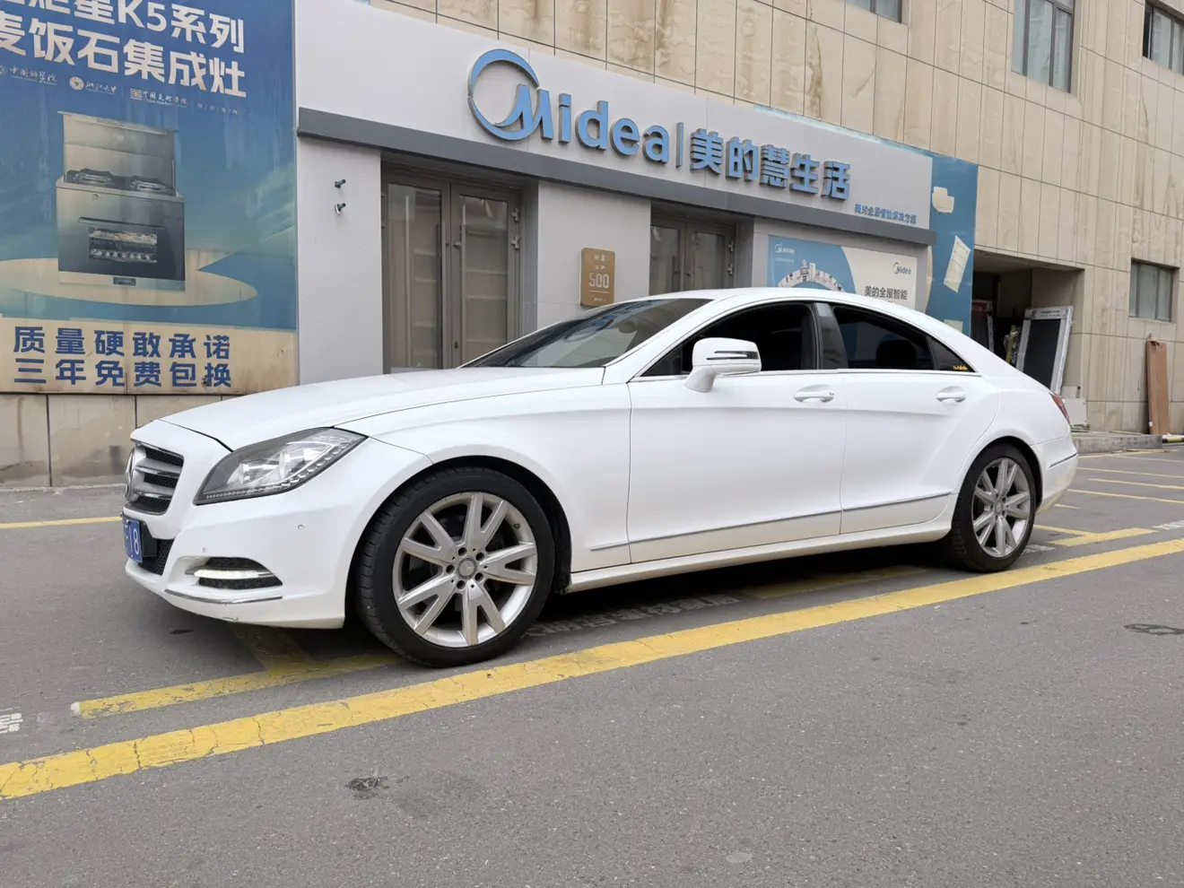 Mercedes-Benz Mercedes Benz CLS  из Китая